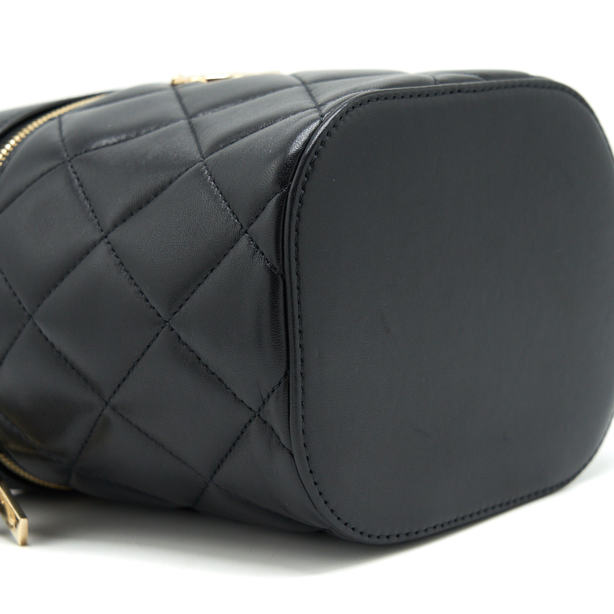 CHANEL TRENDY CC ROUND VANITY CASE CROSSBODY BAG LAMBSKIN BLACK LGHW