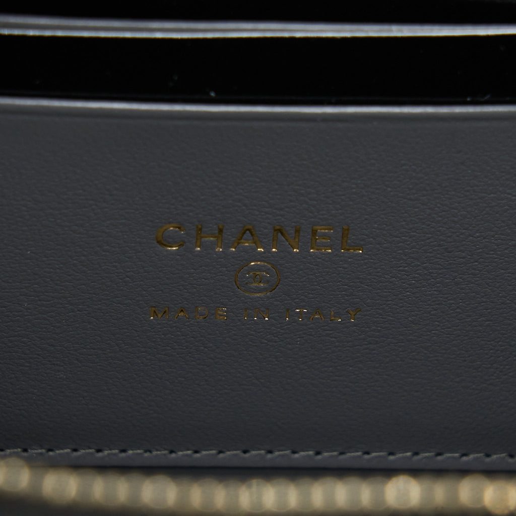 CHANEL 22A TOP HANDLE LONG VANITY WITH CHAIN GREY GHW