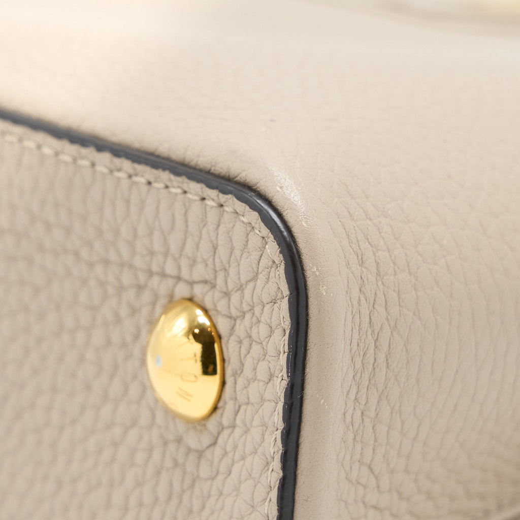 LOUIS VUITTON CAPUCINE MM TAURILLON GALET GHW