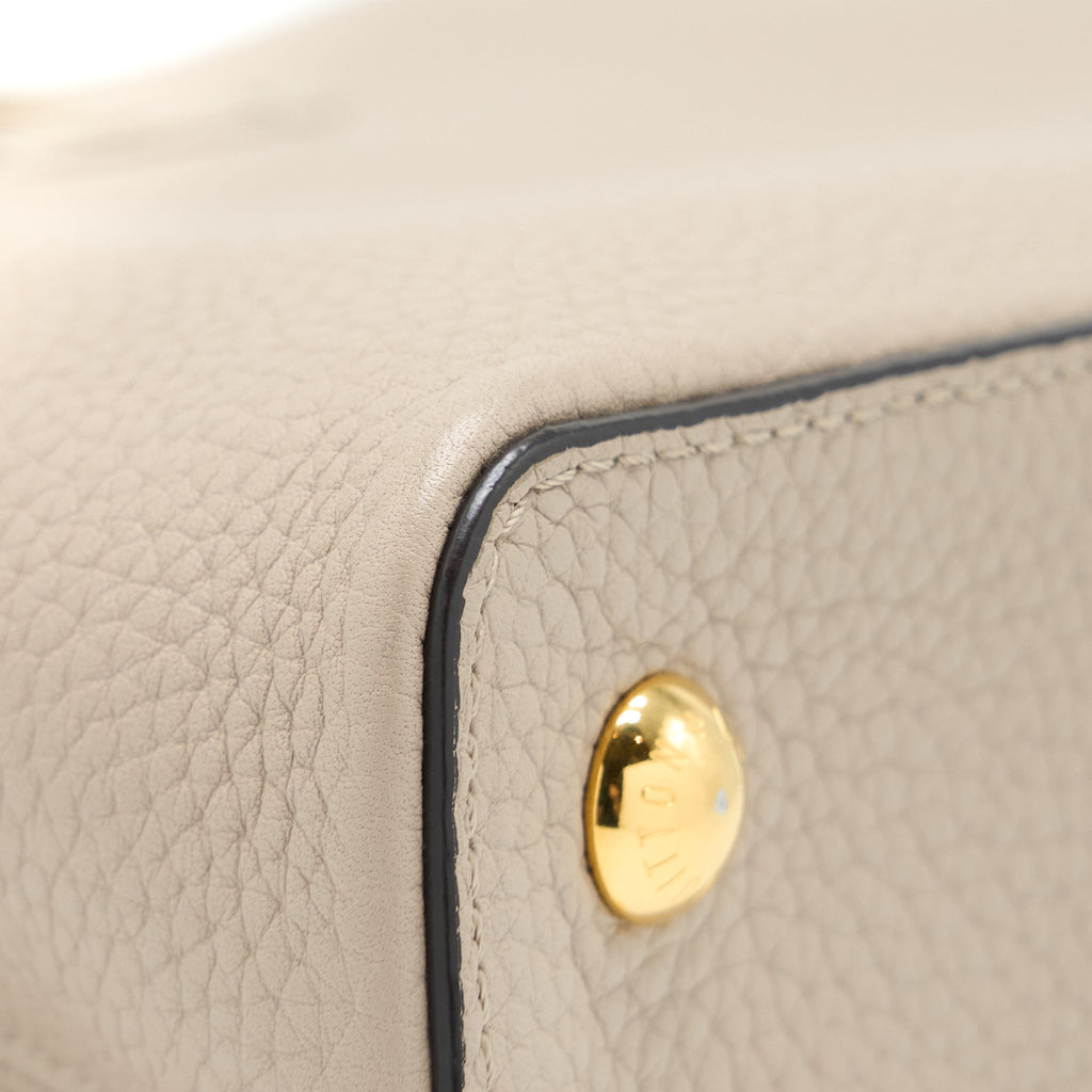 LOUIS VUITTON CAPUCINE MM TAURILLON GALET GHW