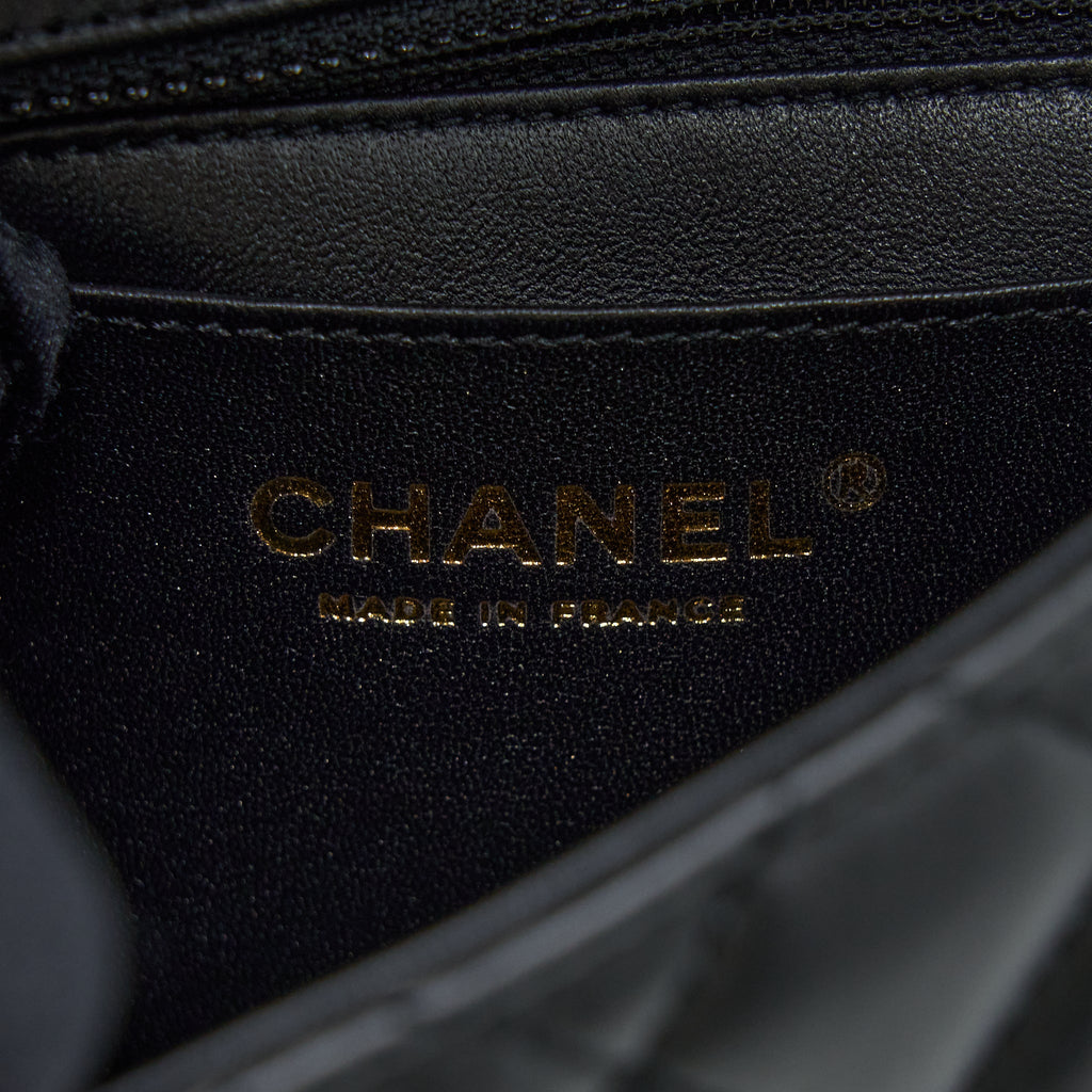 CHANEL SEASONAL FLAP BAG WITH DETAIL CHAIN LAMBSKIN BLACK BRUSHED GHW (MICROCHIP)