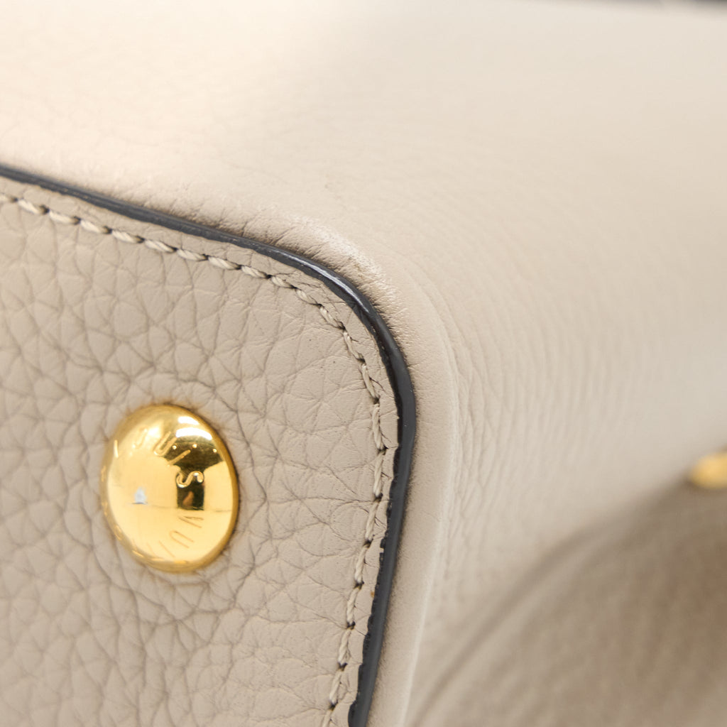 LOUIS VUITTON CAPUCINE MM TAURILLON GALET GHW