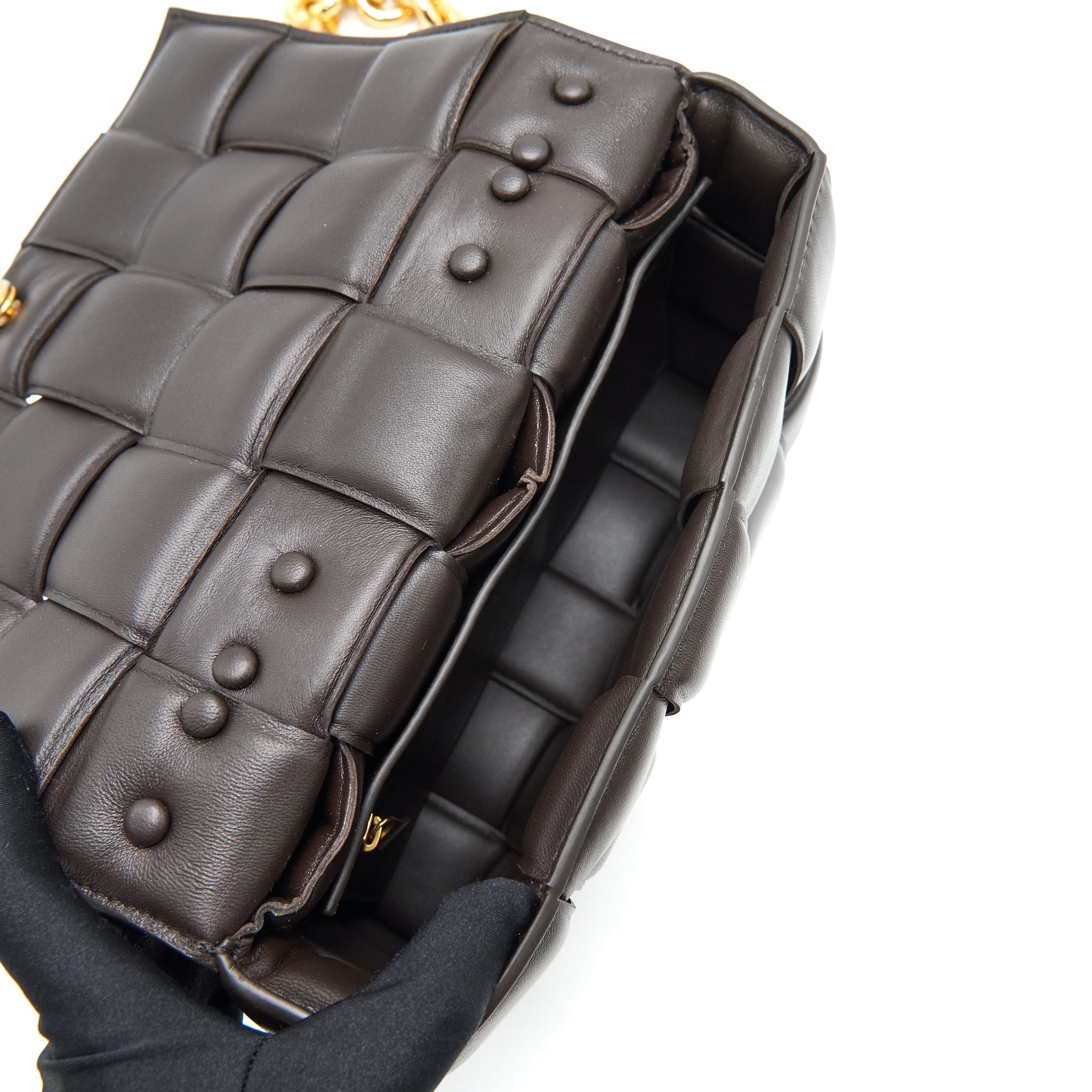 BOTTEGA VENETA CASSETTE BAG WITH CHAIN BROWN GHW