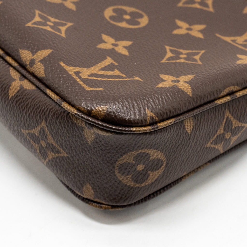 LOUIS VUITTON POCHETTE ACCESSORIES MONOGRAM CANVAS GHW