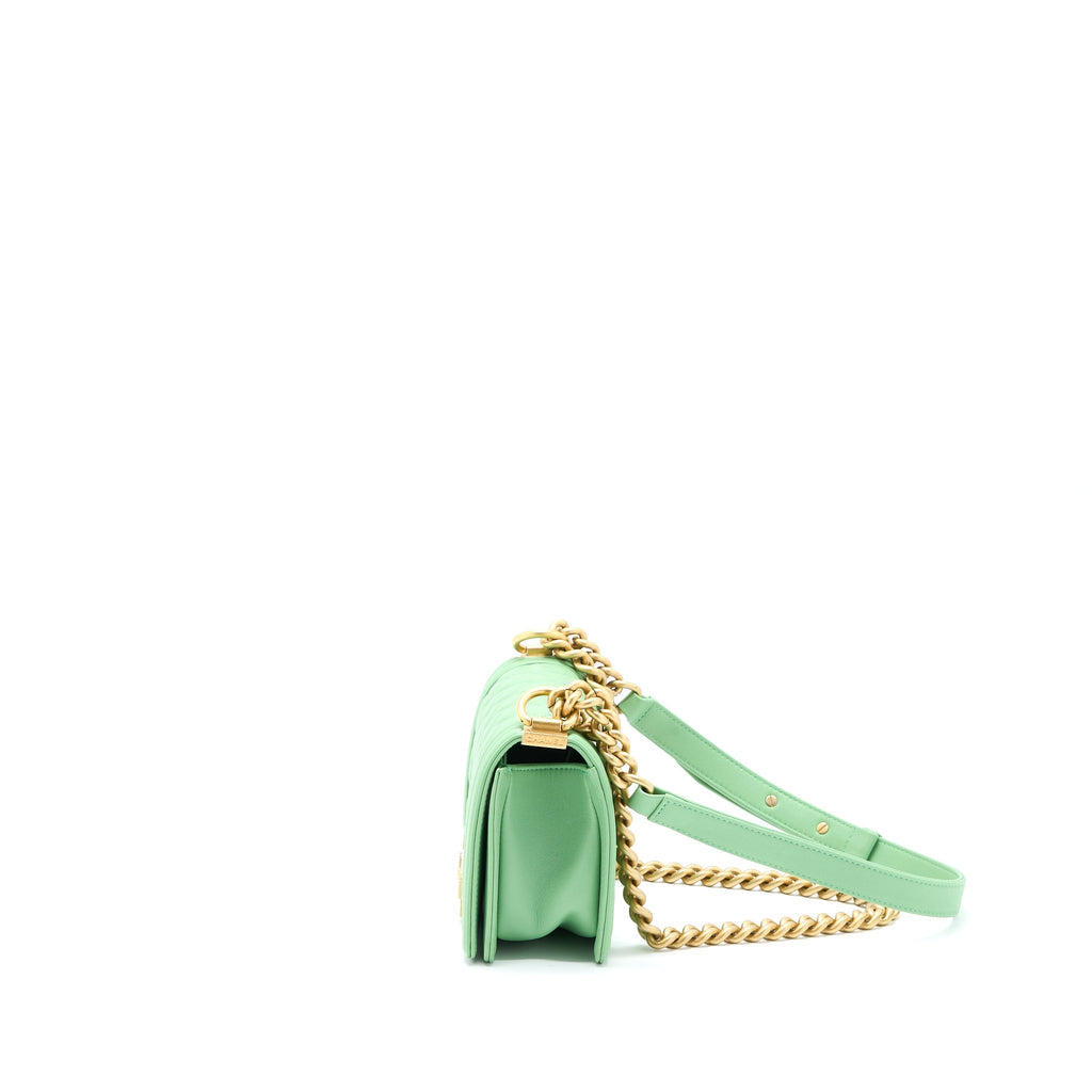 CHANEL SMALL BOY BAG CALFSKIN GREEN GHW