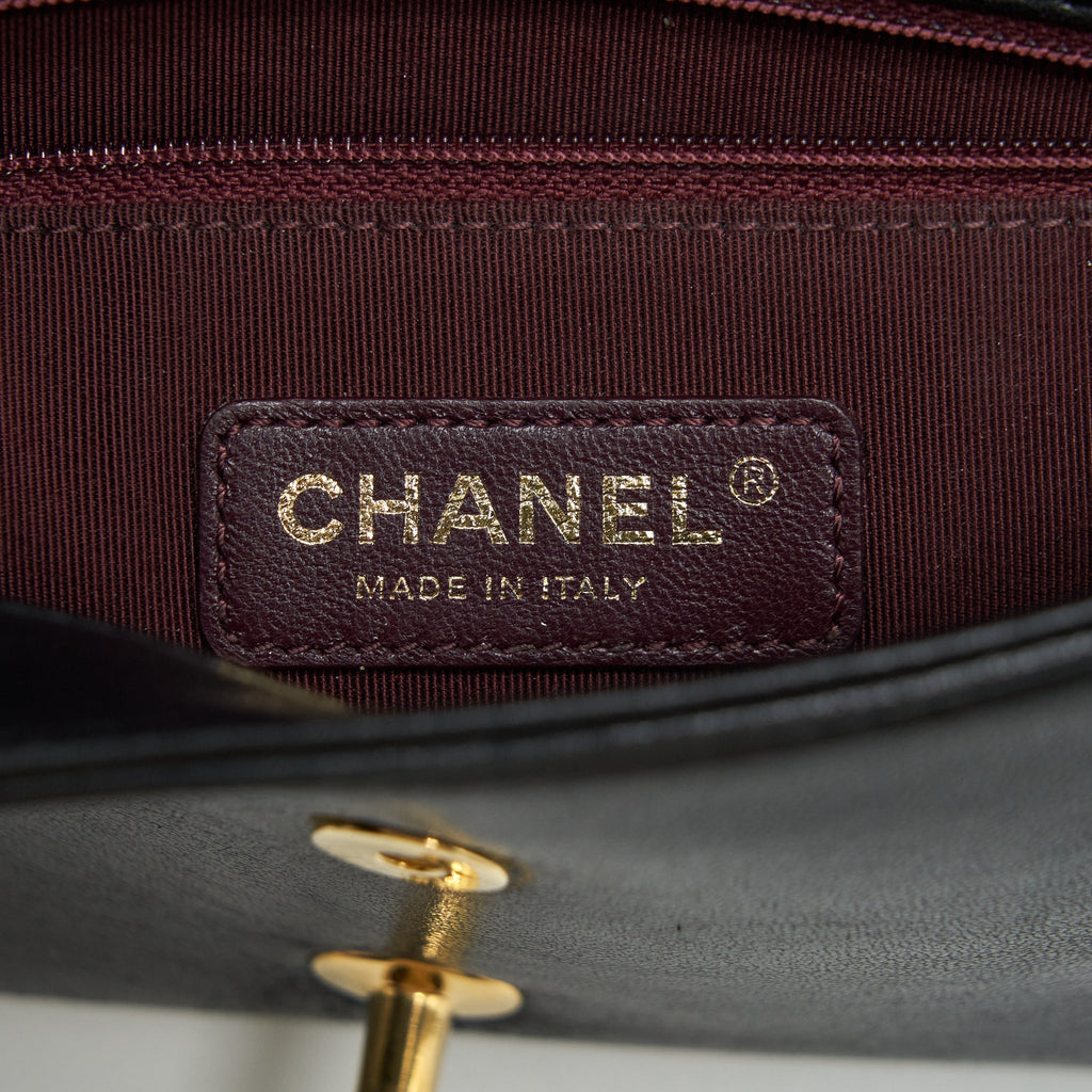 CHANEL CC LOGO FLAP BAG LAMBSKIN BLACK GHW