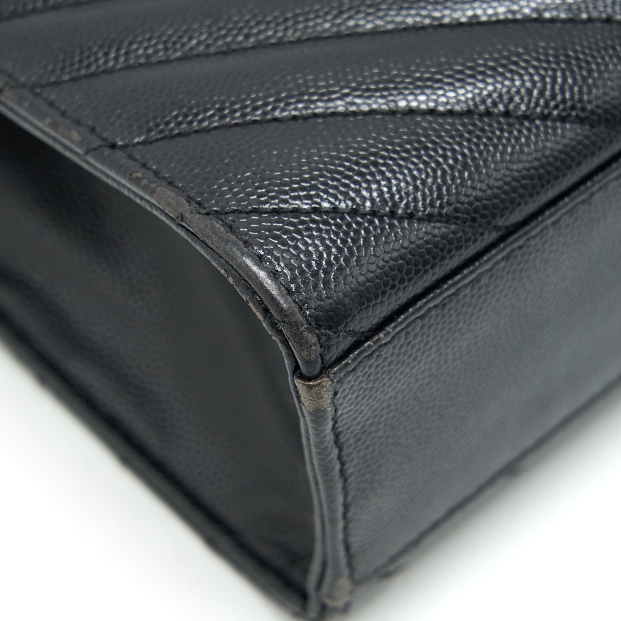 SAINT LAURENT / YSL LARGE ENVELOPE CHAIN FLAP BAG IN BLACK GRAIN DE POUDRE