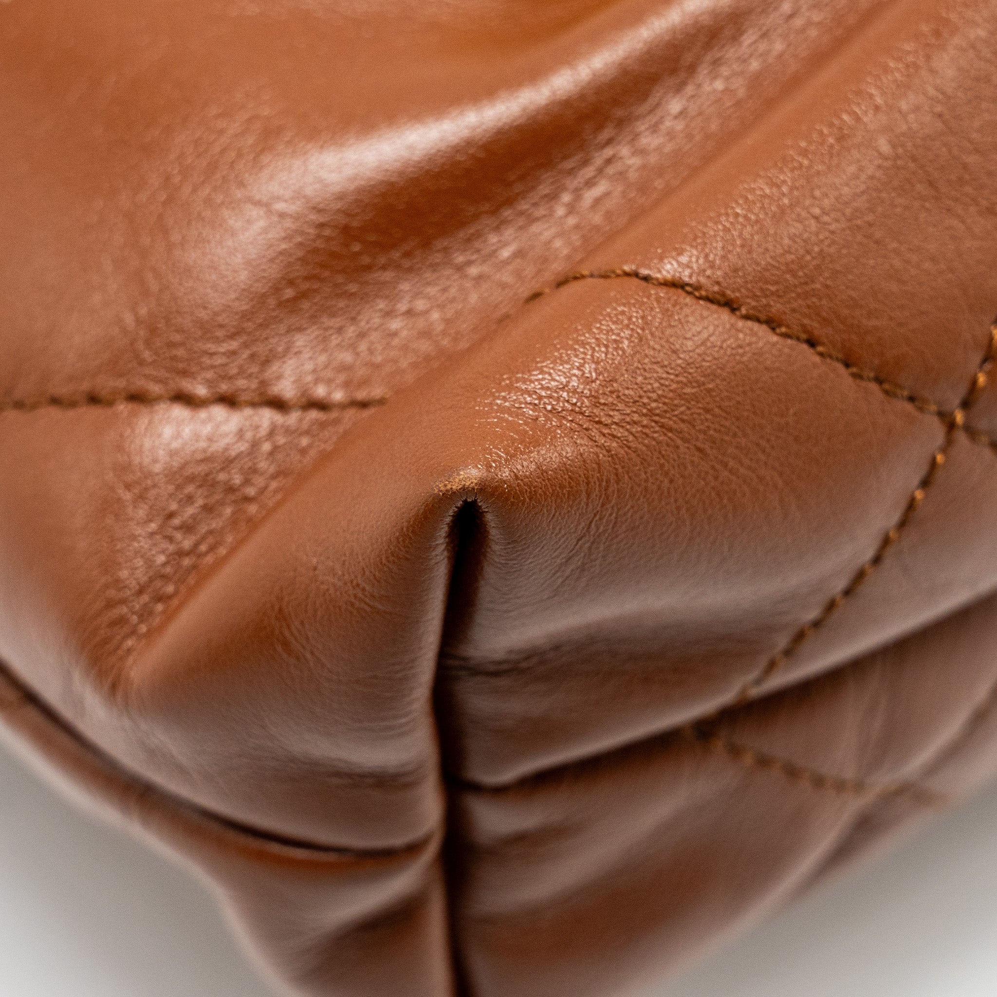 CHANEL MINI 22 BAG SHINY CALFSKIN CARAMEL GHW (MICROCHIP)