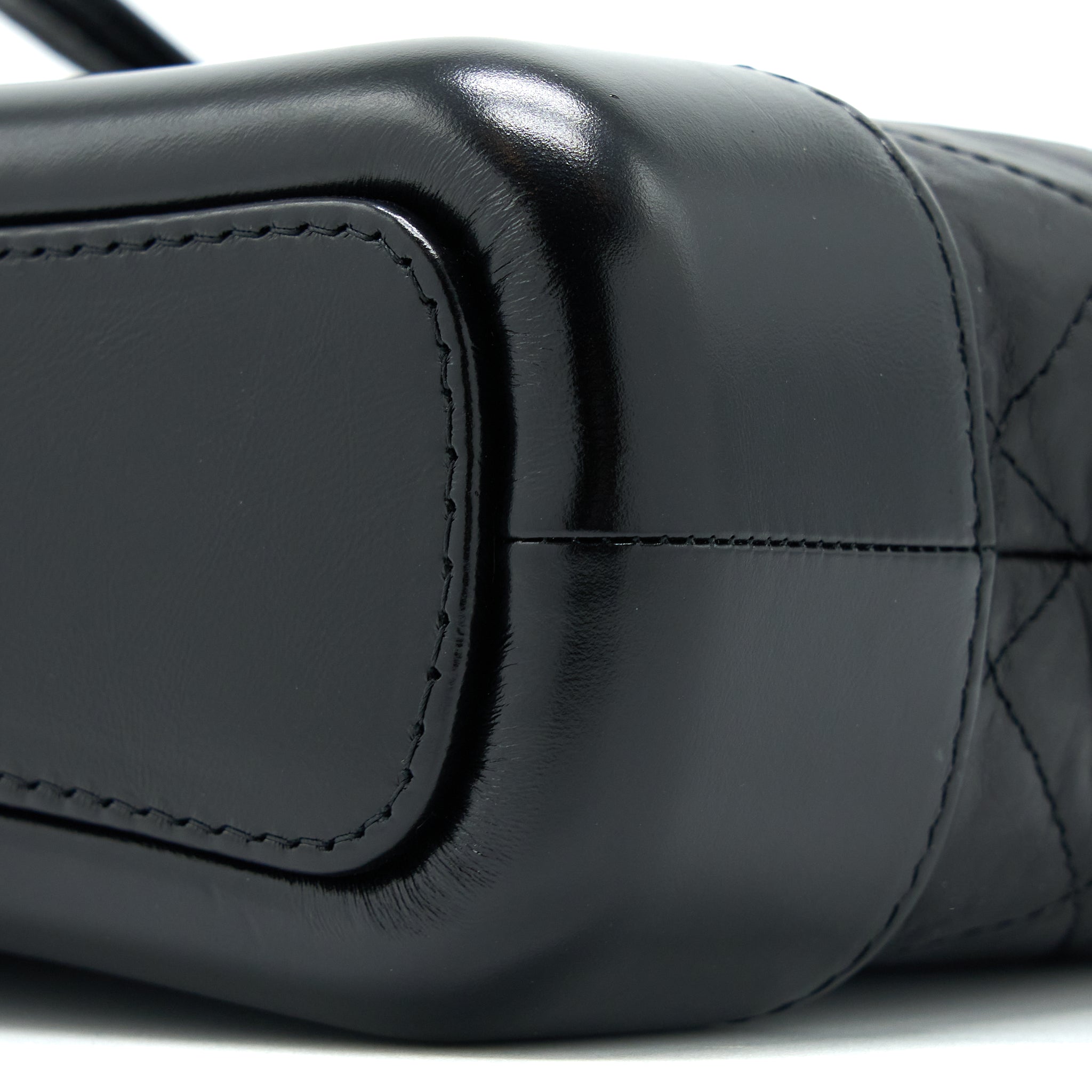 CHANEL SMALL GABRIELLE BAG AGED CALFSKIN BLACK MULTICOLOUR HARDWARE (MICROCHIP)