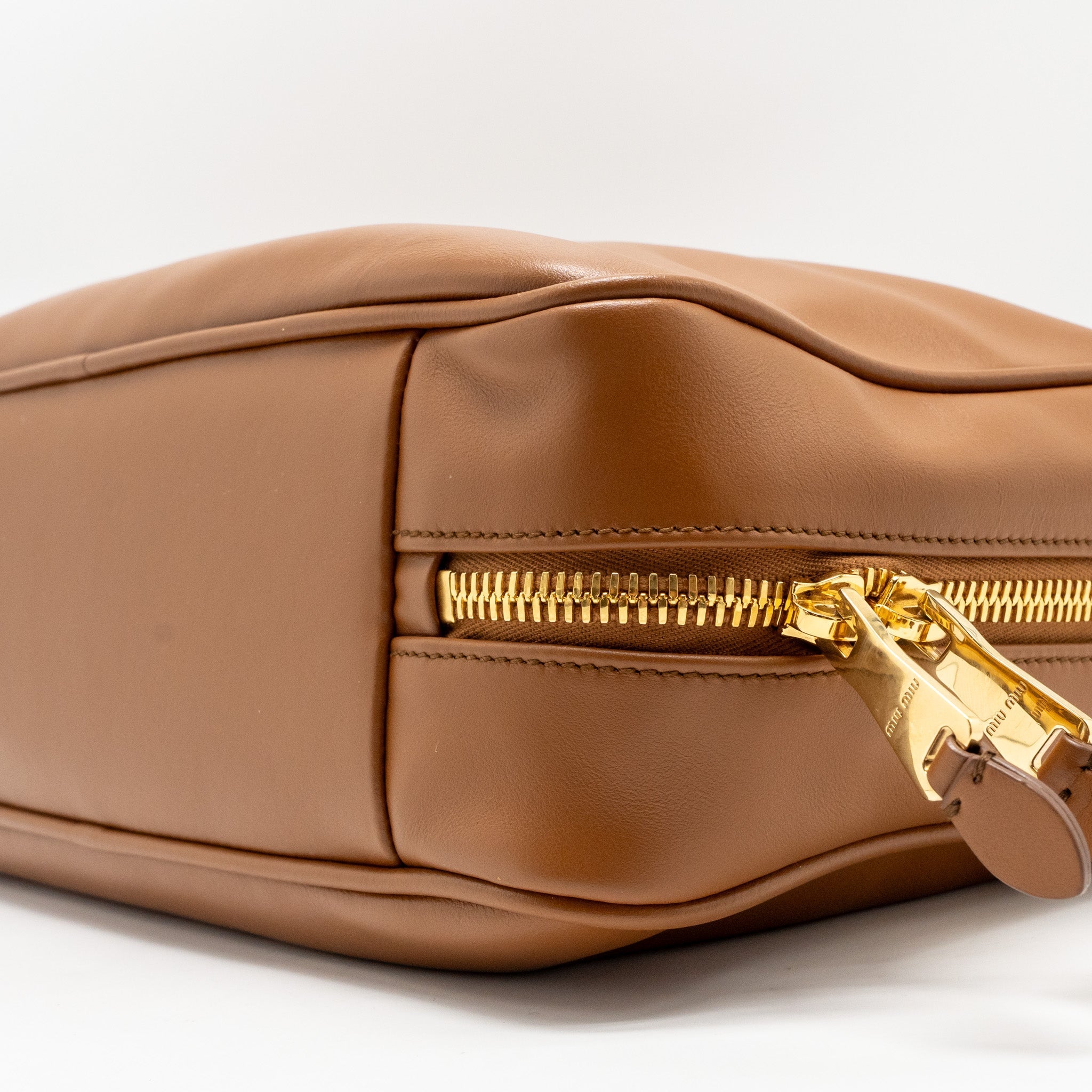 MIU MIU LARGE BEAU BAG CALFSKIN COGNAC GHW