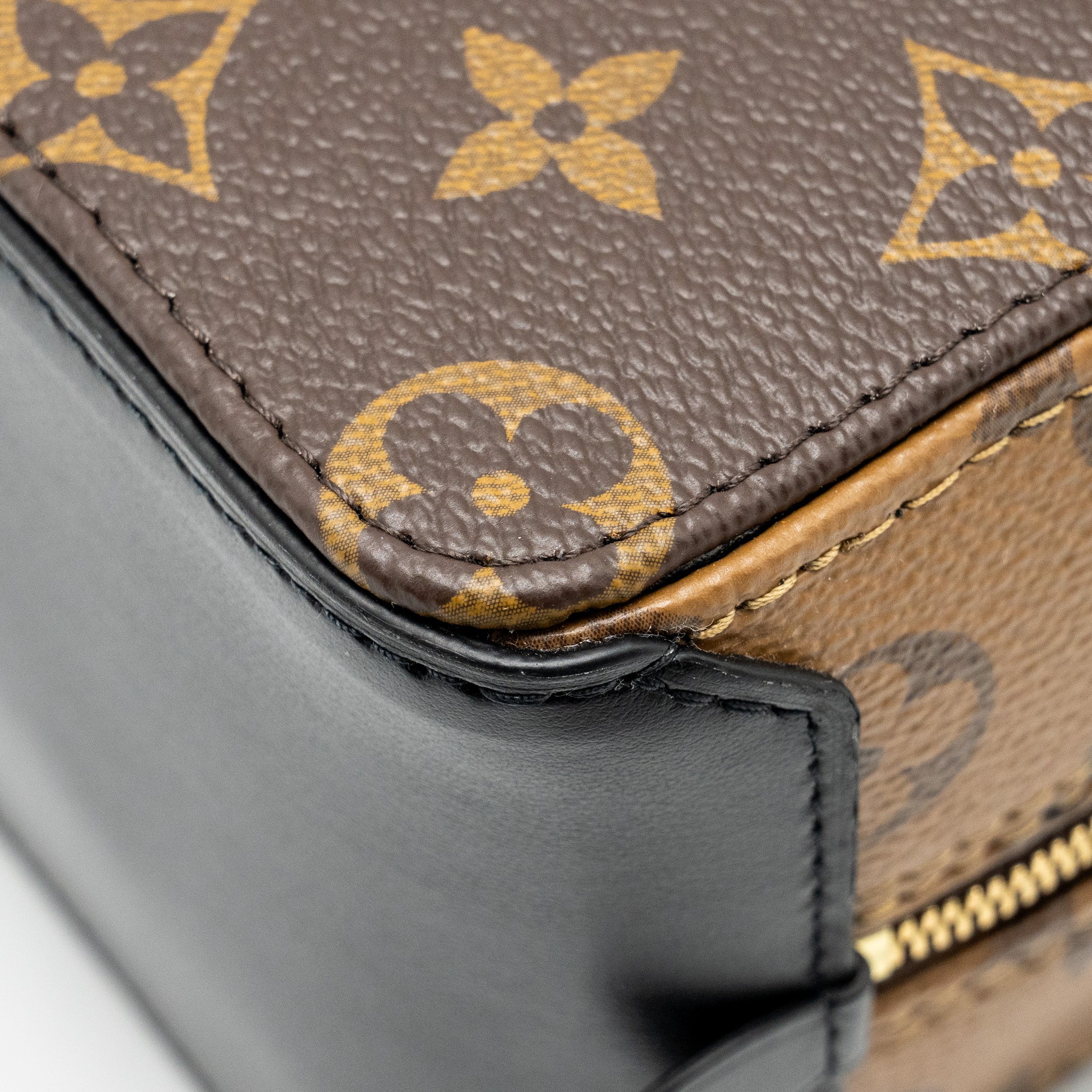 LOUIS VUITTON DICE BAG REVERSE MONOGRAM CANVAS / LEATHER GHW