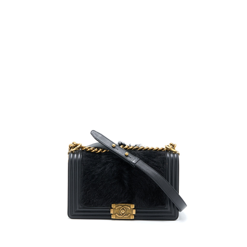 CHANEL MEDIUM BOY BAG GOATHAIR/CALFSKIN BLACK GHW
