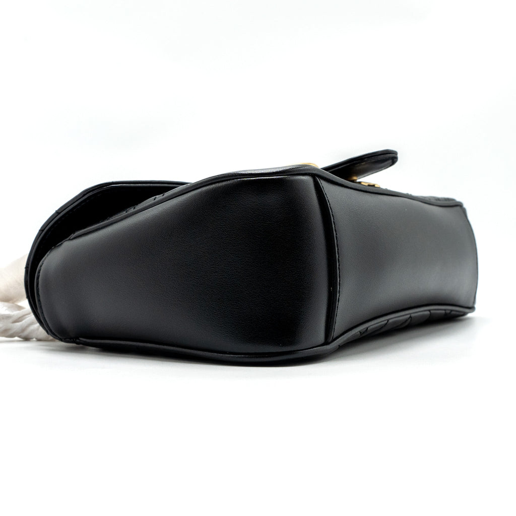 GUCCI SMALL MARMONT BAG CALFSKIN BLACK GHW