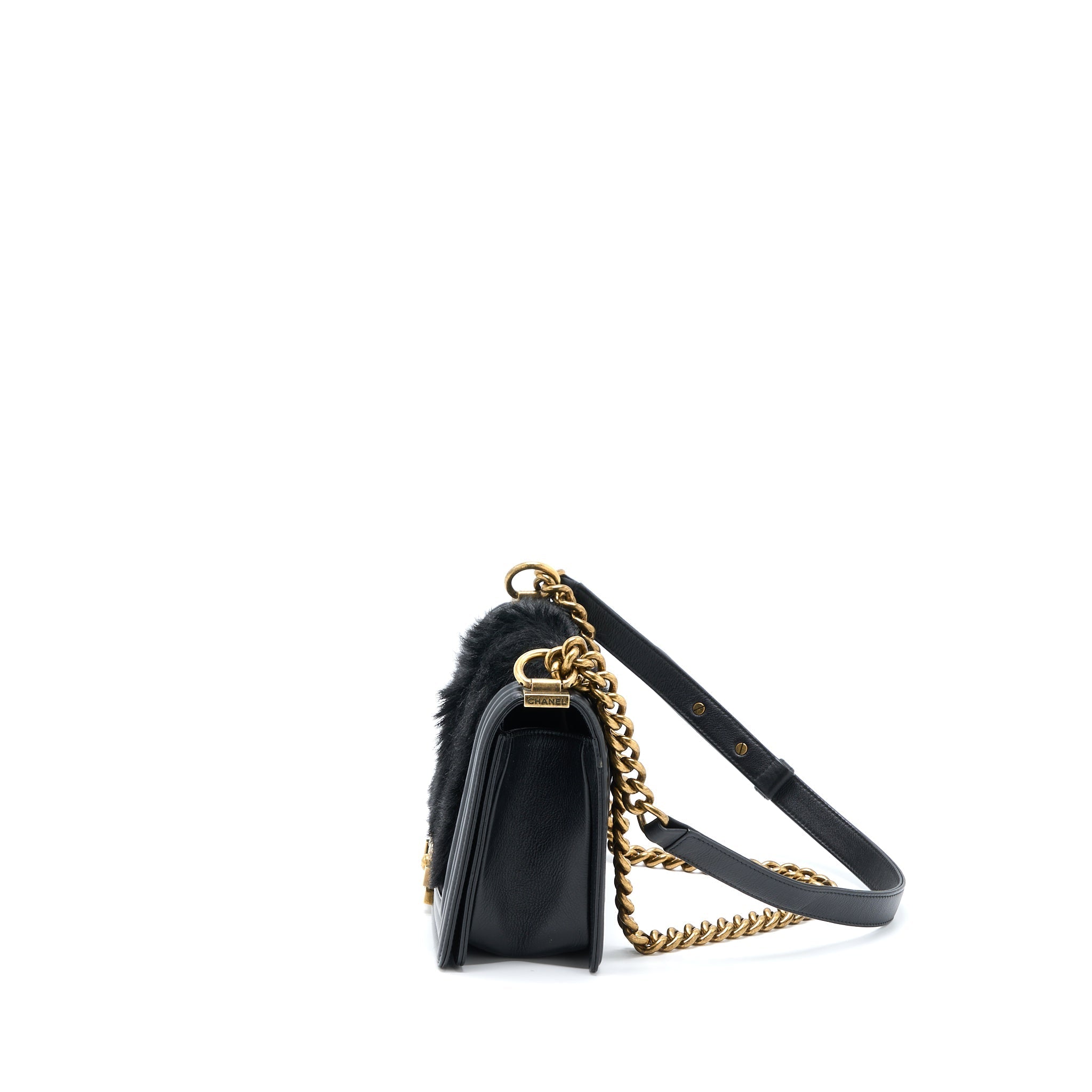 CHANEL MEDIUM BOY BAG GOATHAIR/CALFSKIN BLACK GHW