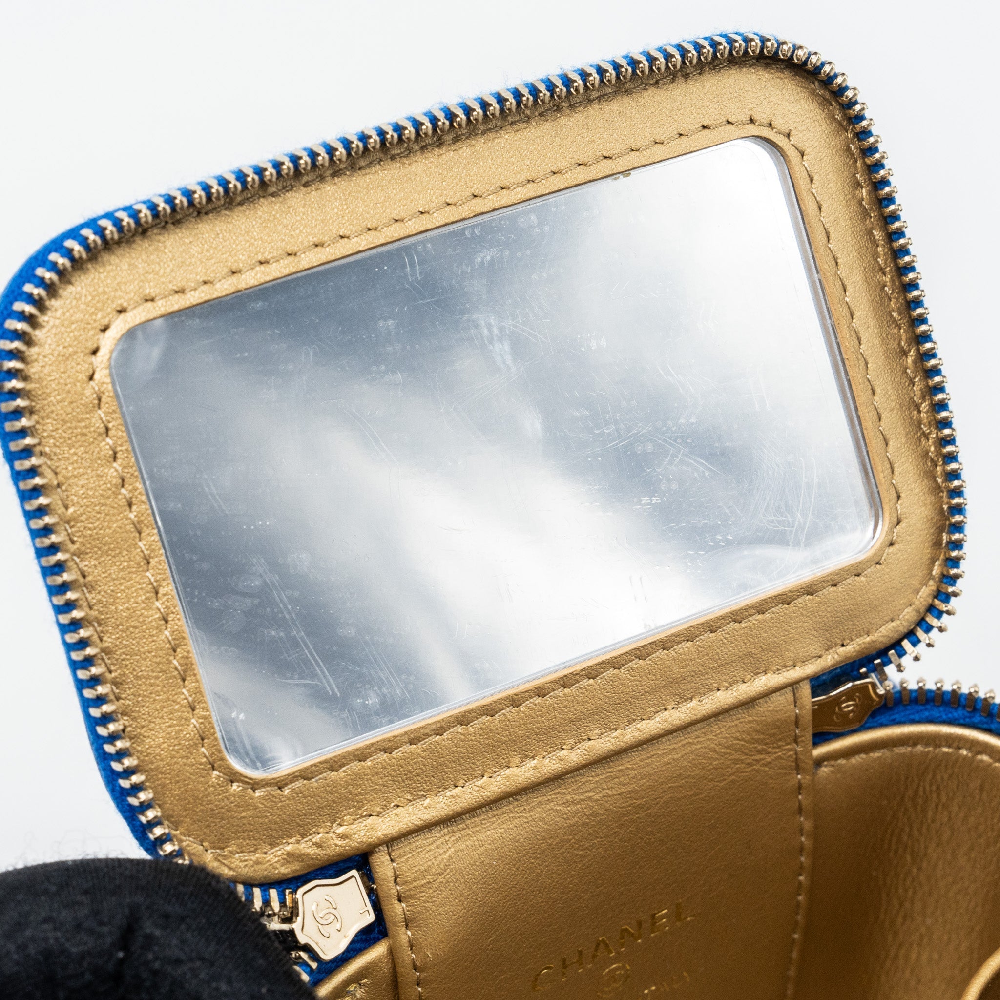 CHANEL PEARL CRUSH MINI VANITY LAMBSKIN BLUE GHW(MICROCHIP)