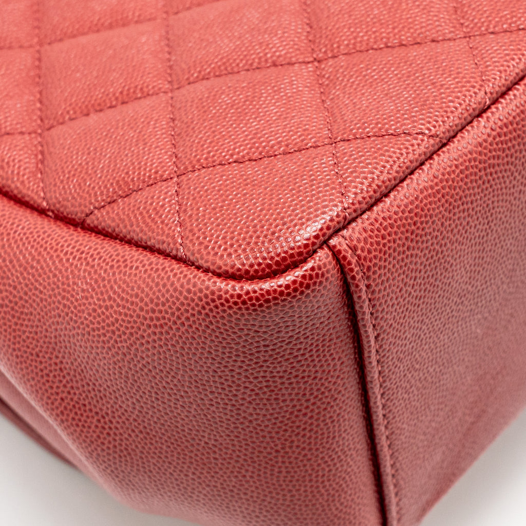 CHANEL LARGE BUSINESS AFFINITY CAVIAR RED LGHW