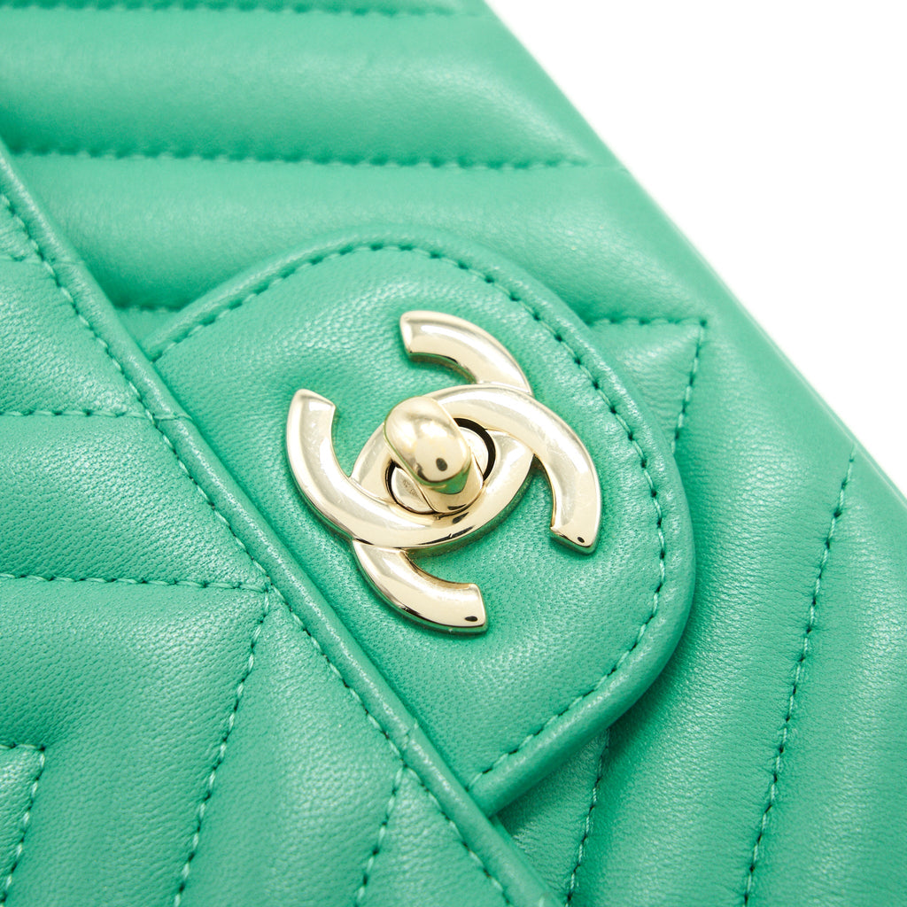 CHANEL CHEVRON MINI RECTANGULAR GREEN WITH LGHW