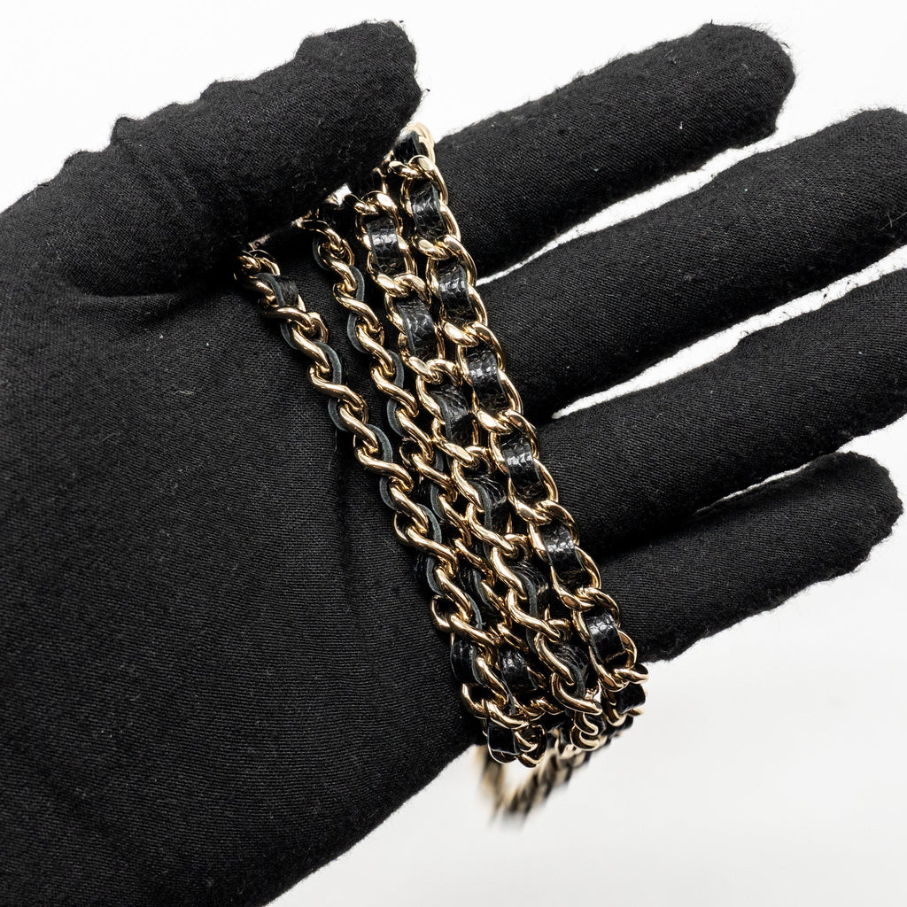 CHANEL 25P CC TOP HANDLE VANITY WITH CHAIN CAVIAR BLACK LGHW (MICROCHIP)