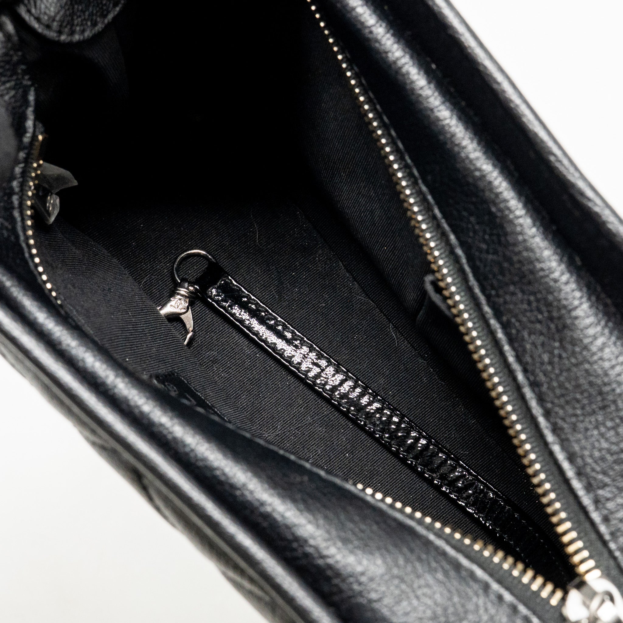 CHANEL SMALL GABRIELLE HOBO BAG GOATSKIN/PATENT BLACK MULTICOLOUR HARDWARE