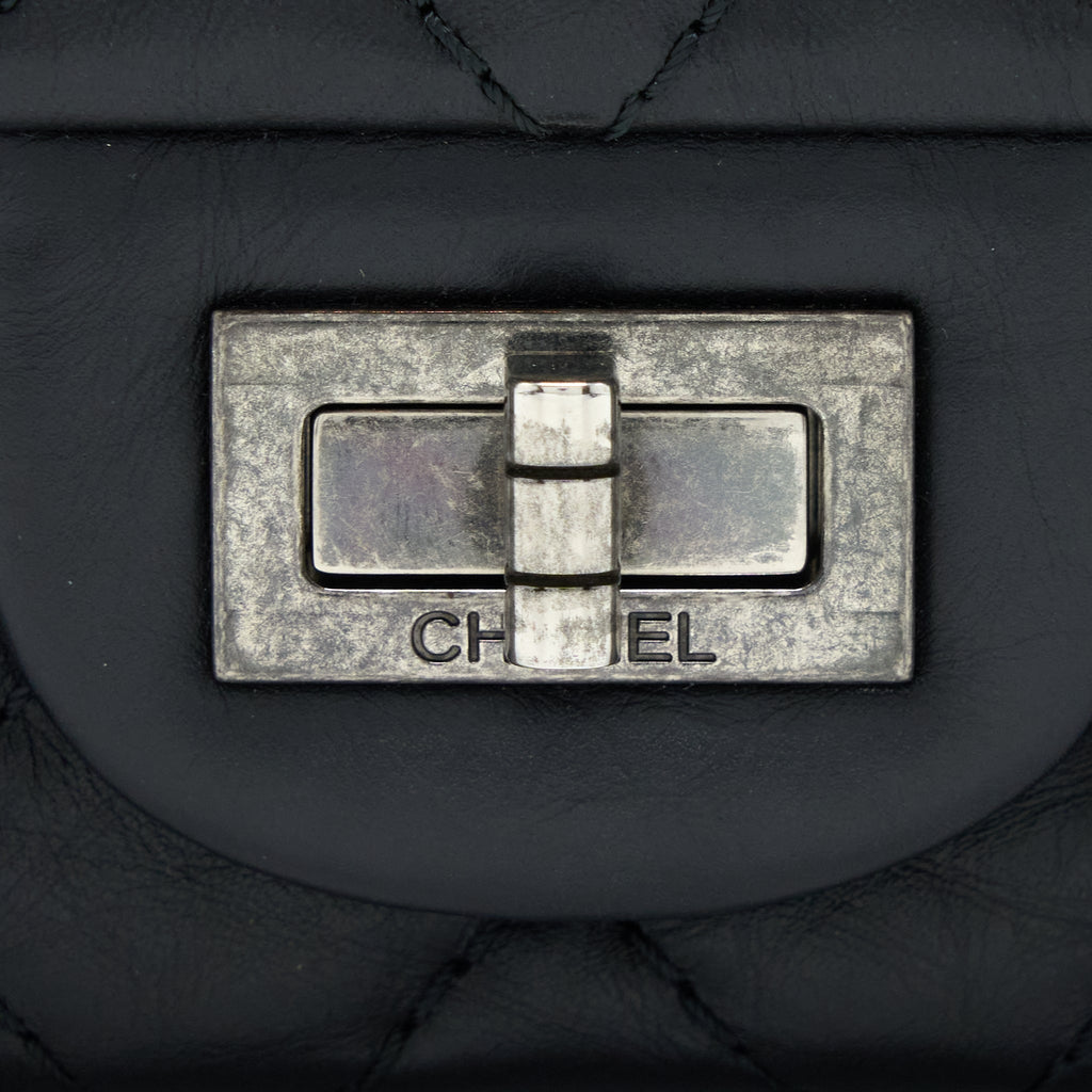 CHANEL SMALL 2.55 REISSUE FLAP BAG AGED CALFSKIN BLACK WITH RUTHENIUM HARDWARE