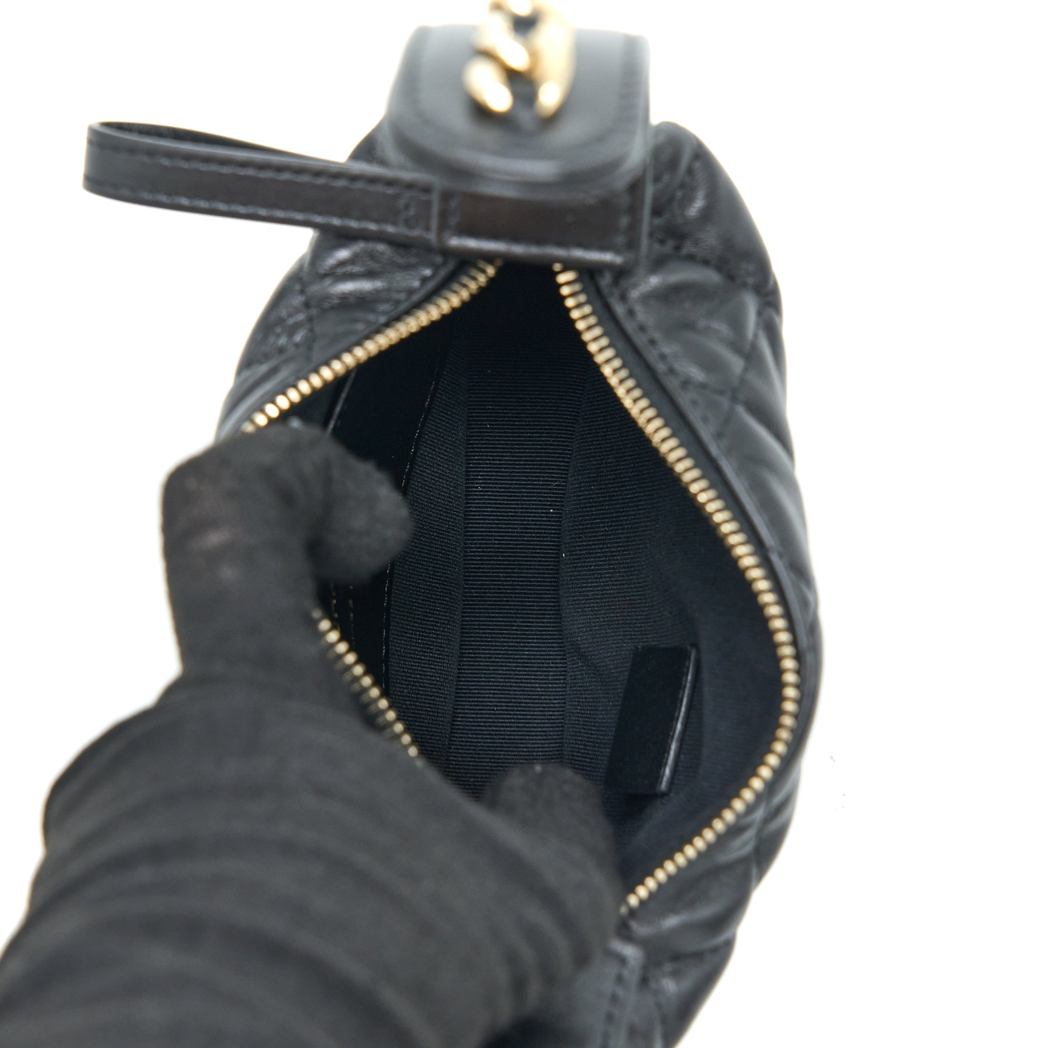 CHANEL 23C ROUND CLUTCH LAMBSKIN BLACK LGHW (MICROCHIP)