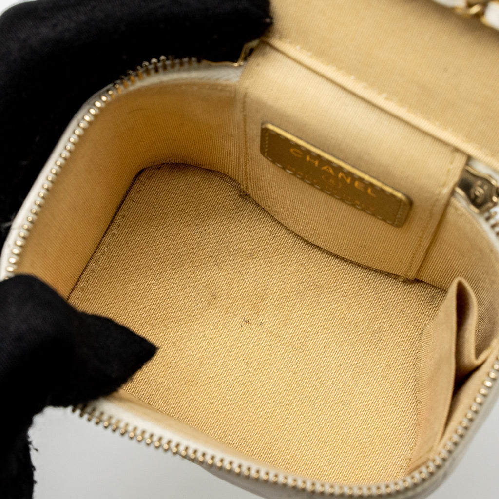 CHANEL PEARL CRUSH MINI VANITY LAMBSKIN WHITE BRUSHED GHW