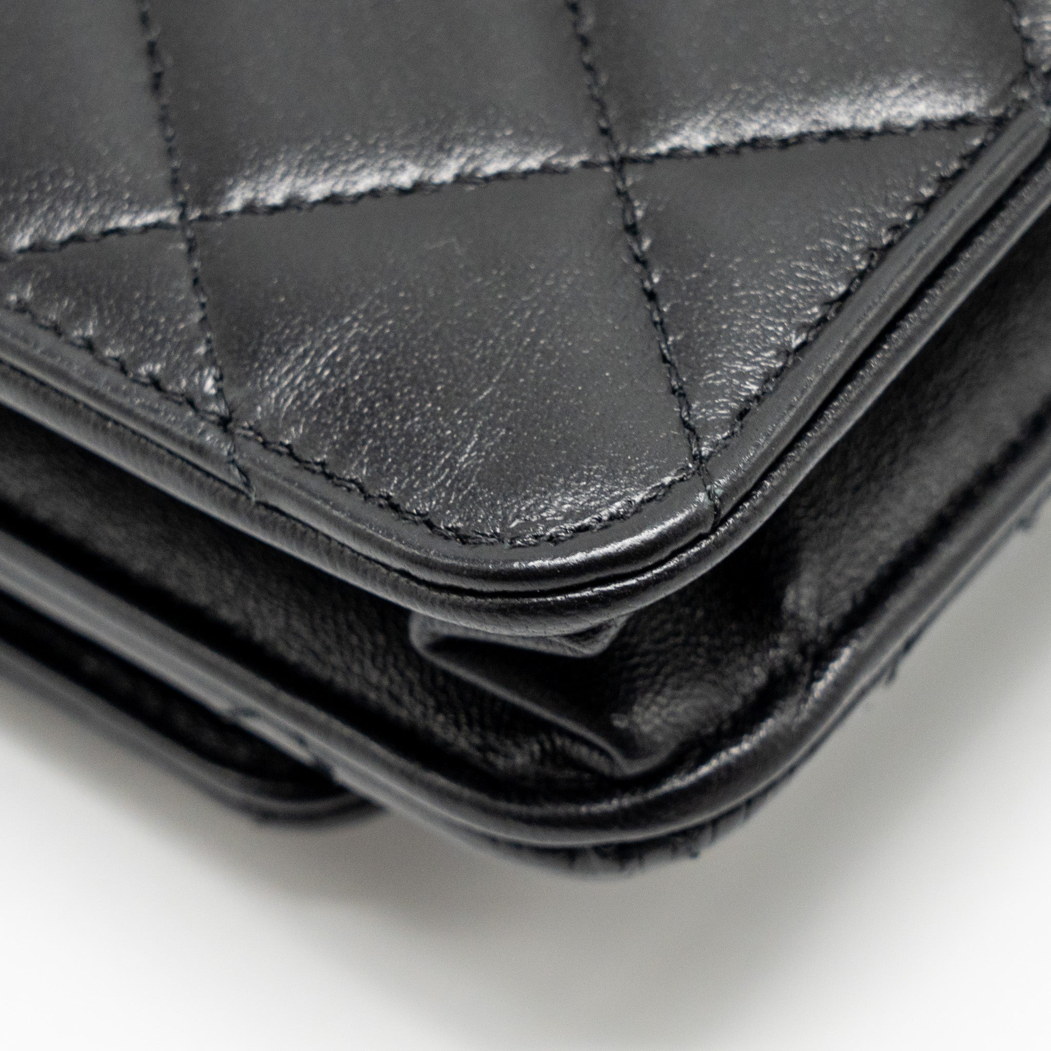 CHANEL TRENDY CC WALLET ON CHAIN LAMBSKIN BLACK LGHW (MICROCHIP)