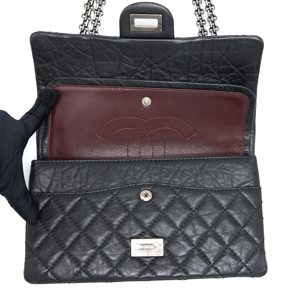CHANEL SMALL 2.55 REISSUE FLAP BAG AGED CALFSKIN BLACK WITH RUTHENIUM HARDWARE