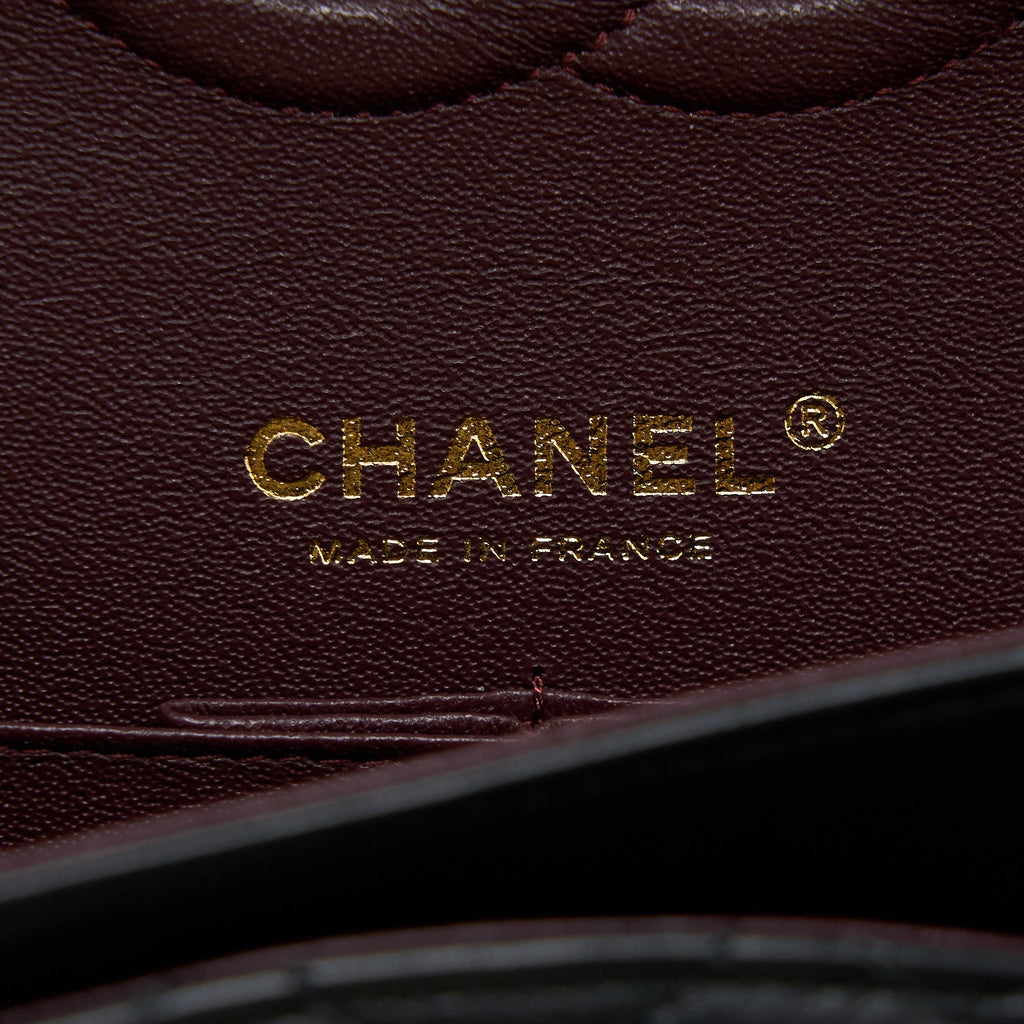 CHANEL MEDIUM CLASSIC DOUBLE FLAP BAG LAMBSKIN BLACK LGHW (MICROCHIP)