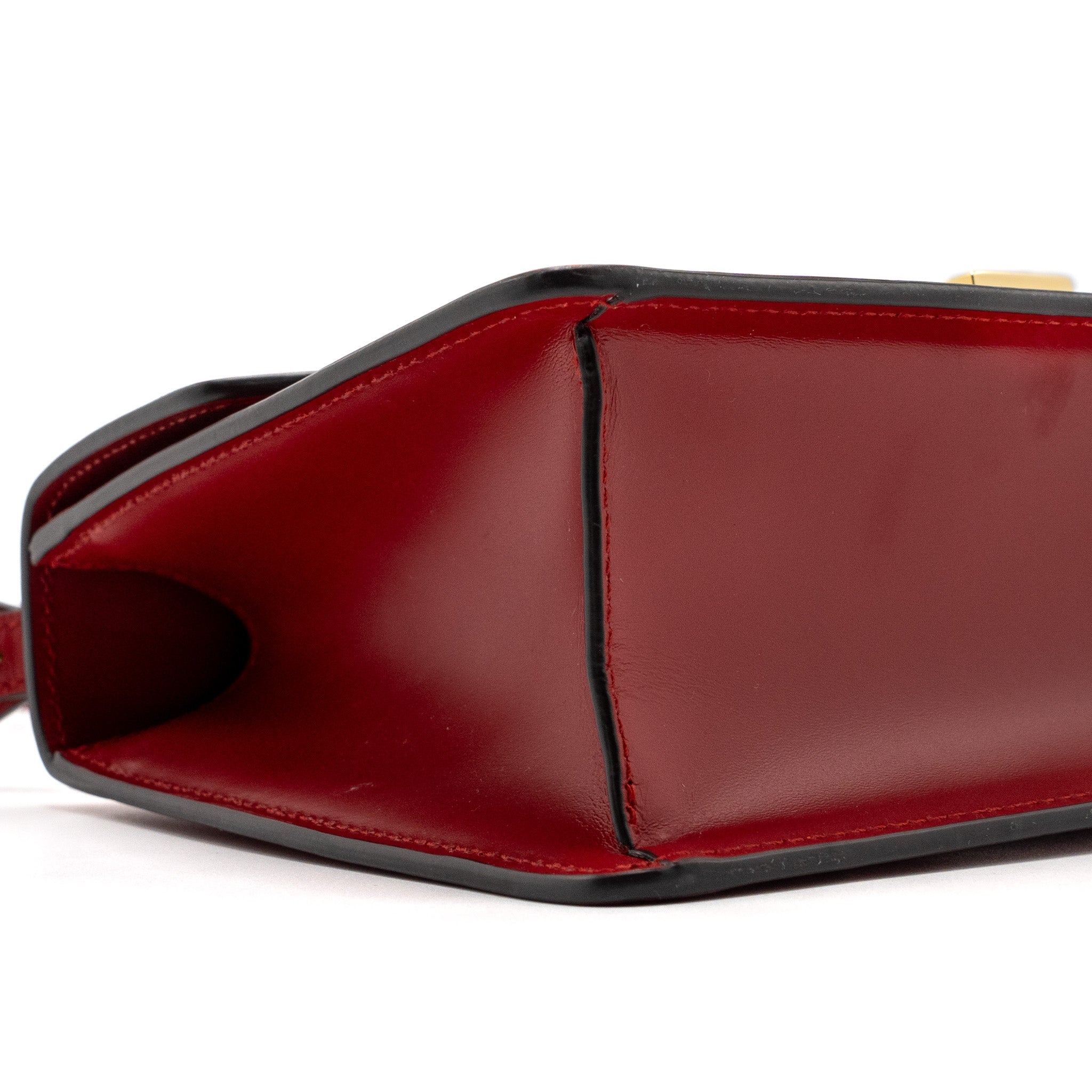 GUCCI SYLVIE SHOULDER BAG CALFSKIN RED GHW