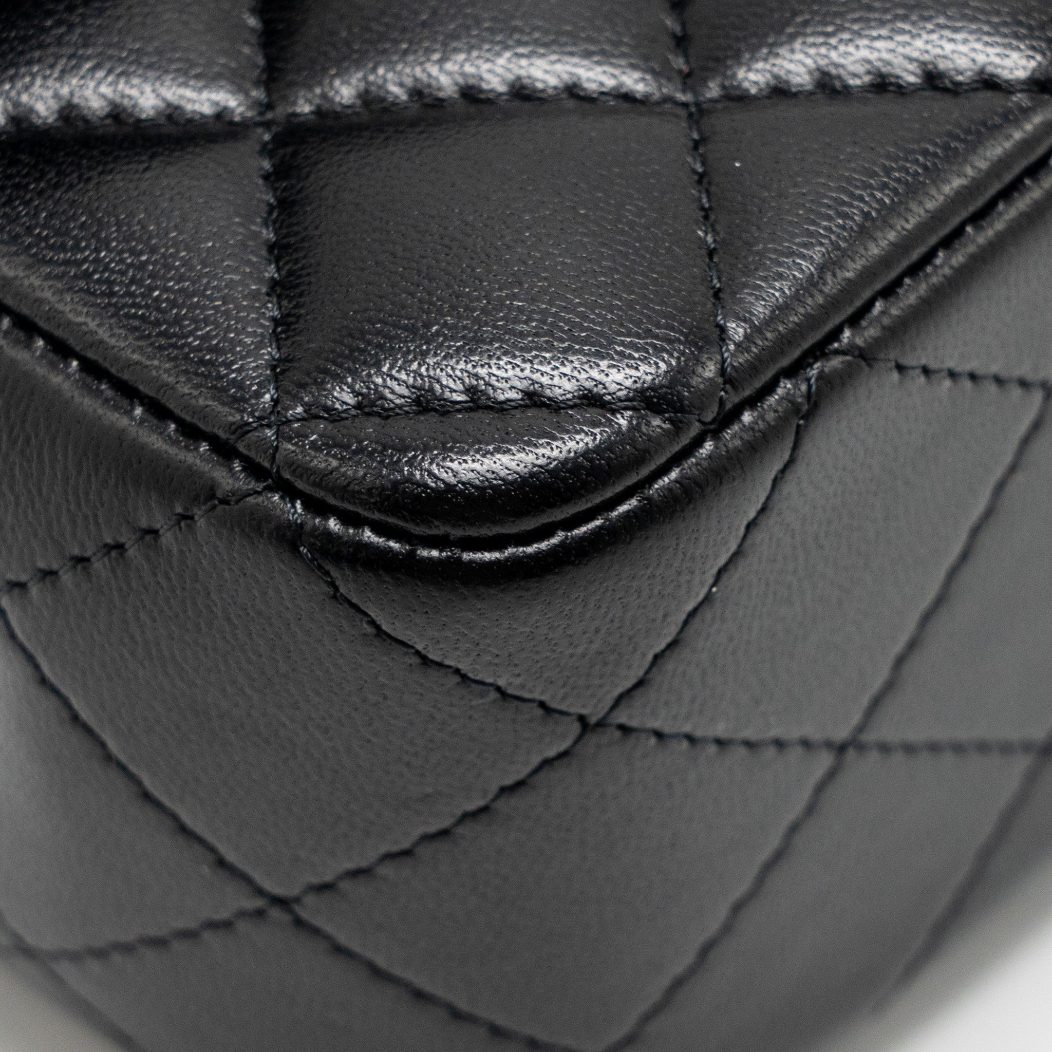 CHANEL TOP HANDLE MINI RECTANGULAR LAMBSKIN BLACK LGHW (MICROCHIP)