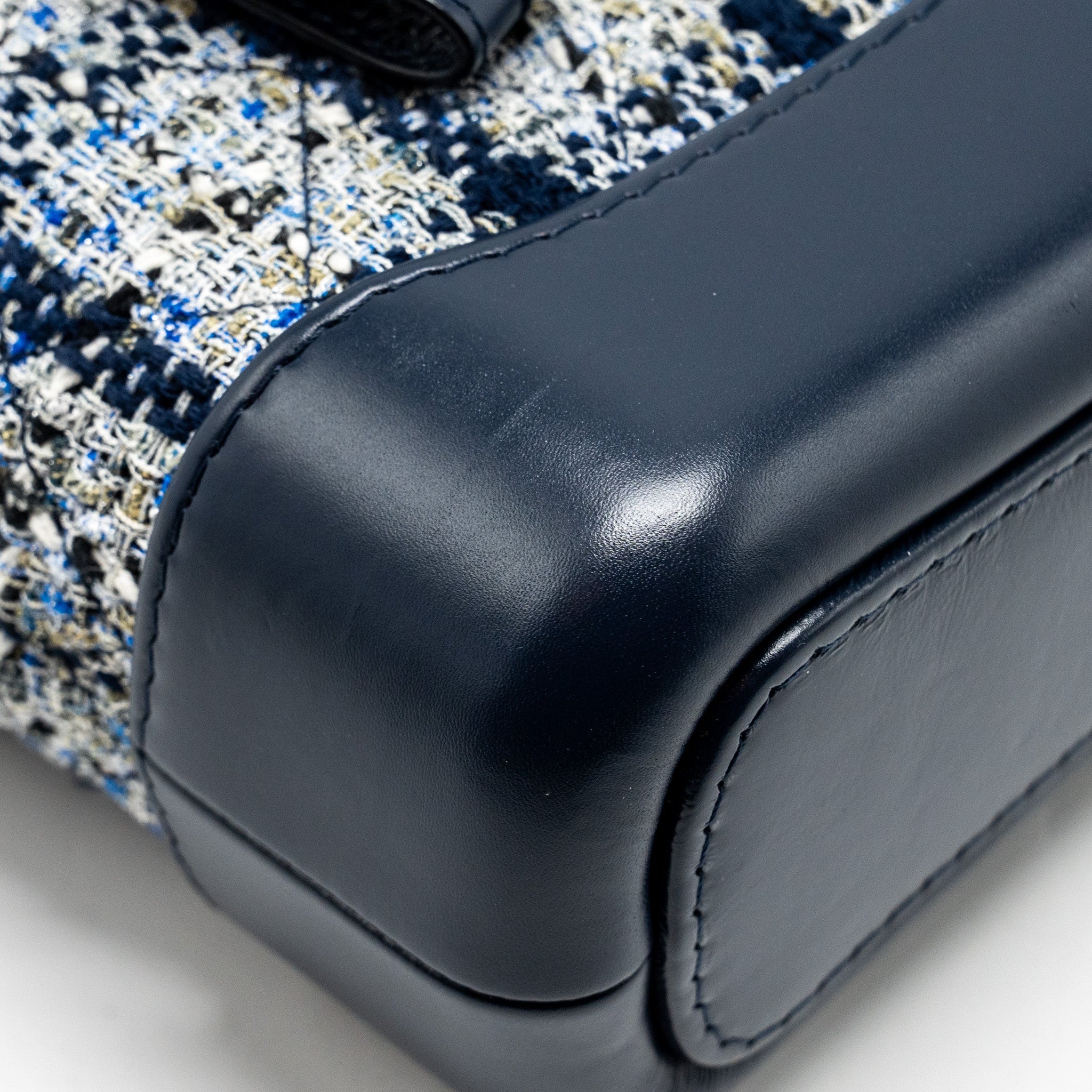 CHANEL SMALL GABRIELLE HOBO BAG TWEED NAVY/MULTICOLOUR WITH MULTICOLOUR HARDWARE