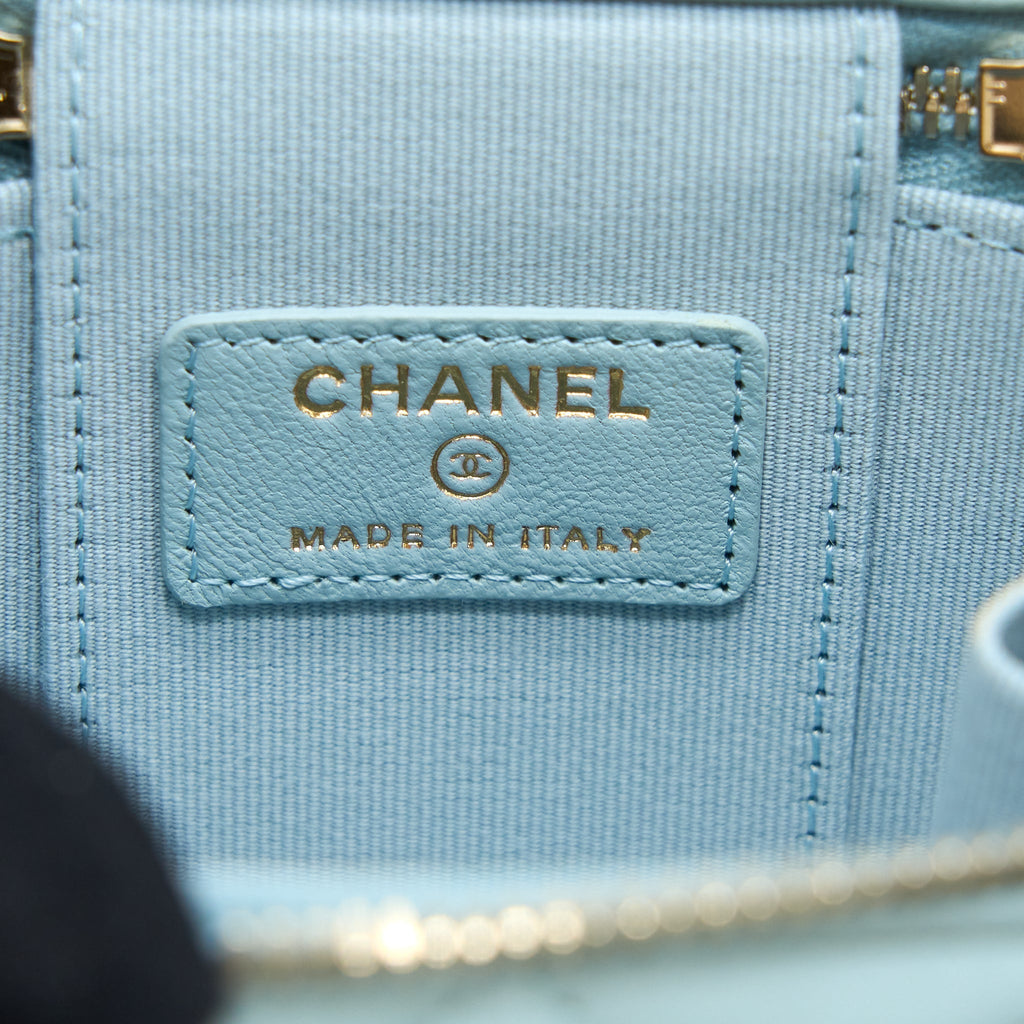 CHANEL 22P TOP HANDLE MINI VANITY WITH CHAIN LAMBSKIN LIGHT BLUE LGHW