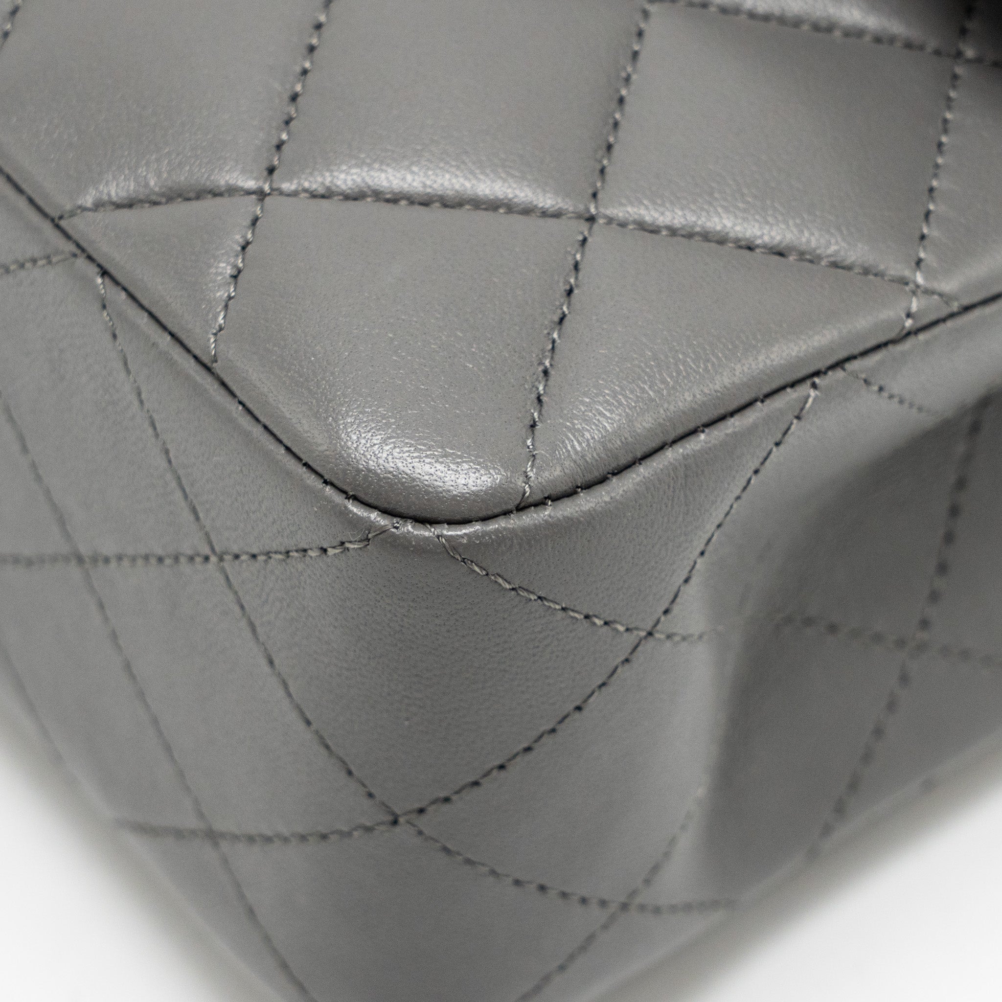 CHANEL SMALL CLASSIC DOUBLE FLAP BAG LAMBSKIN GREY LGHW (MICROCHIP)