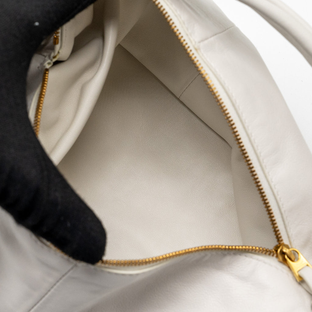BOTTEGA VENETA MINI DOUBLE KNOT BAG CALFSKIN WHITE GHW