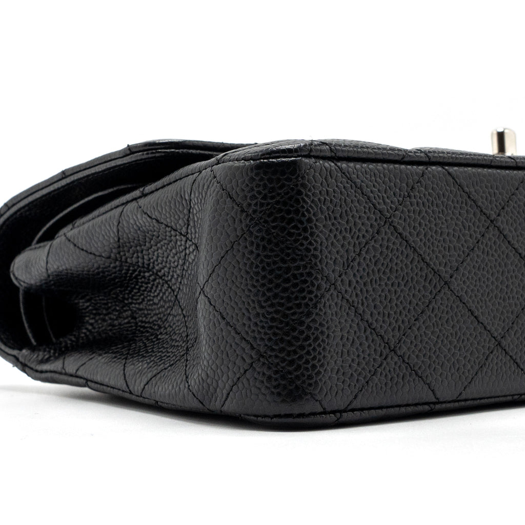 CHANEL MEDIUM CLASSIC DOUBLE FLAP BAG CAVIAR BLACK SHW