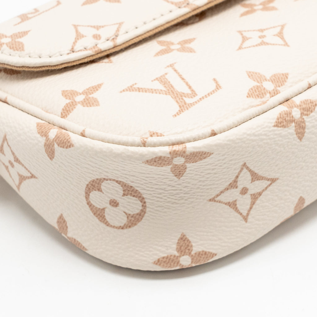 LOUIS VUITTON IVY WALLET ON CHAIN MONOGRAM DUNE CANVAS BEIGE/CREAM GHW