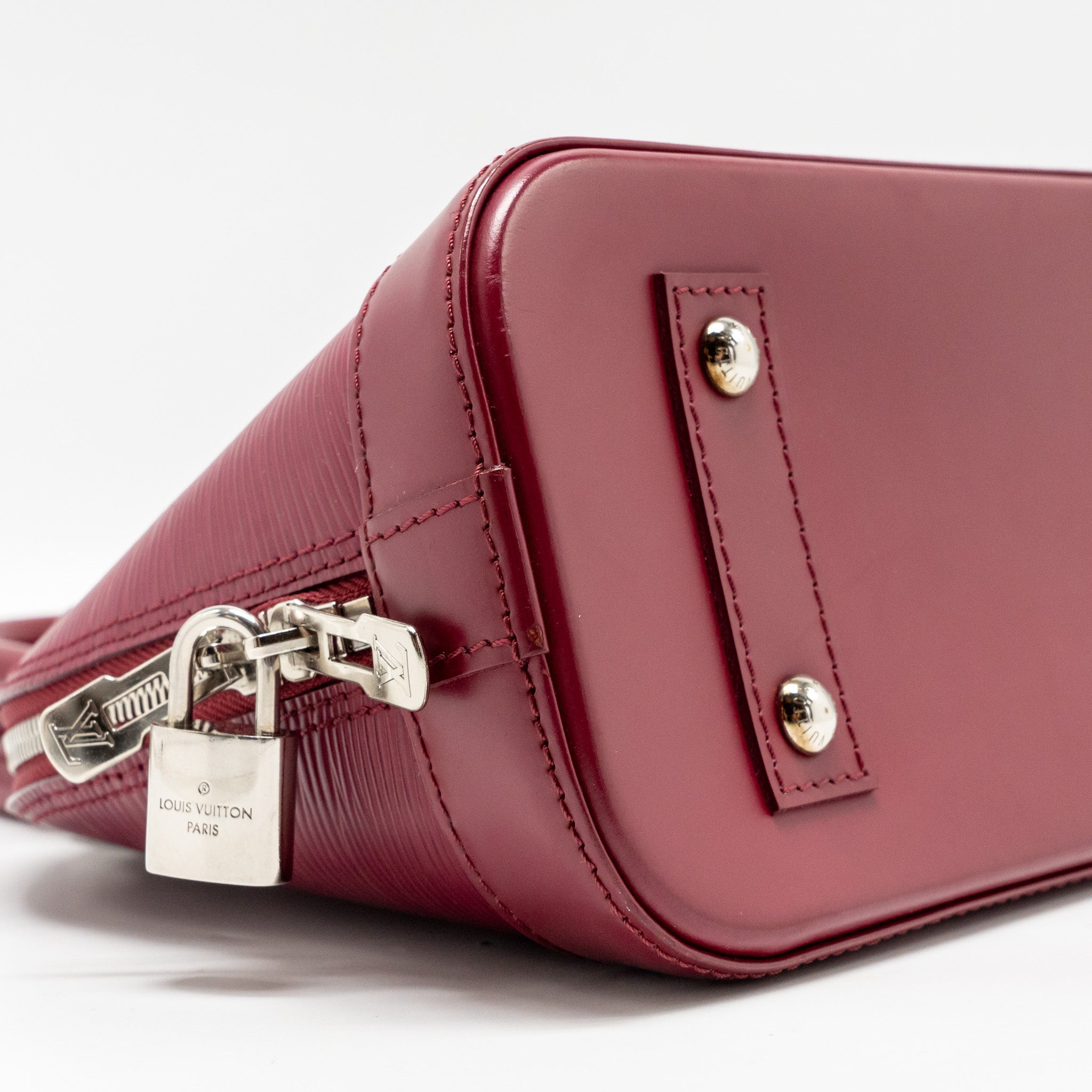 LOUIS VUITTON ALMA BB EPI RASPBERRY SHW