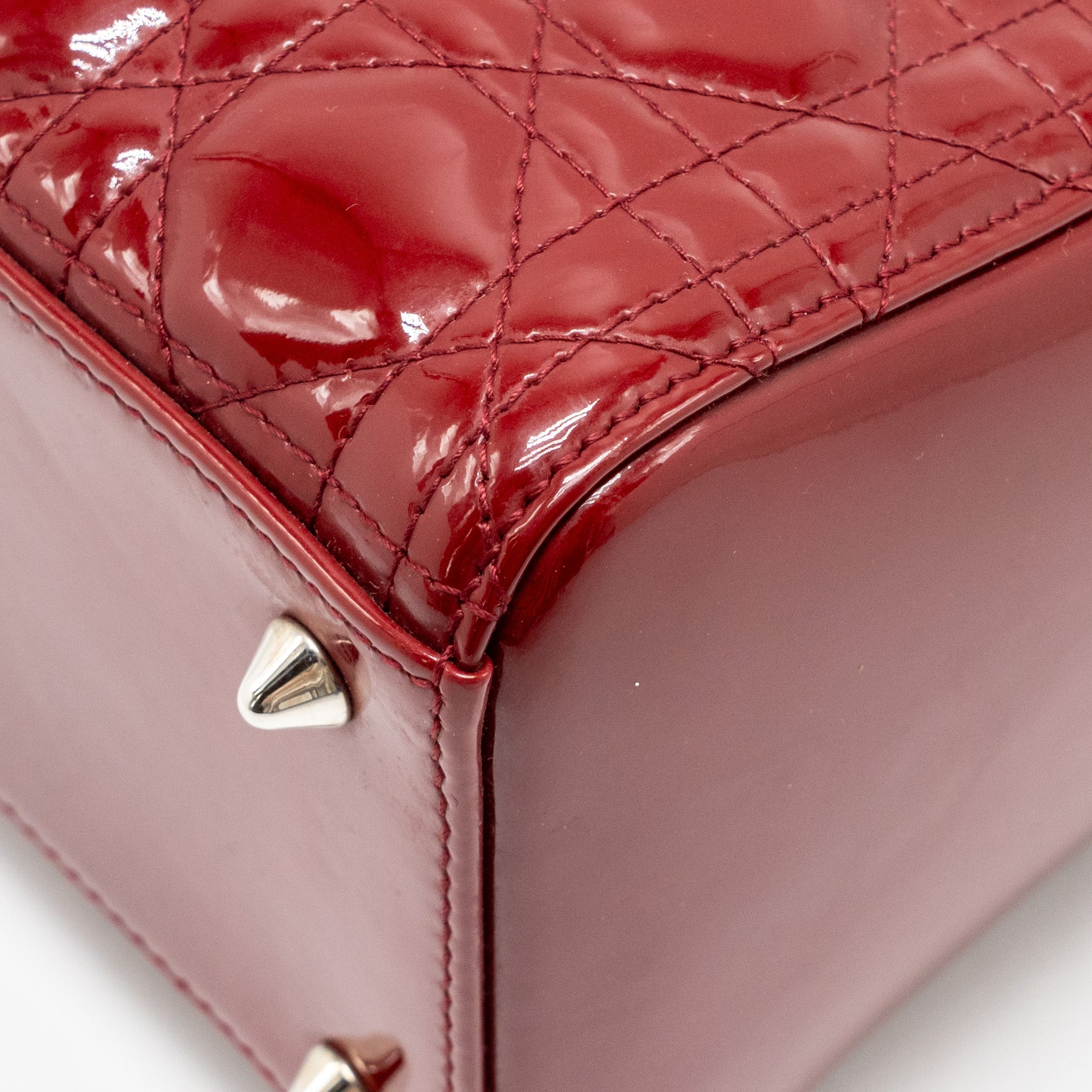 DIOR MEDIUM LADY DIOR PATENT RED SHW