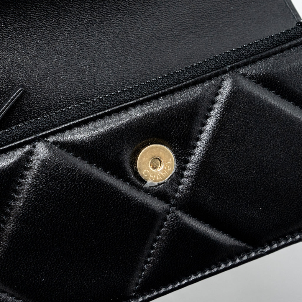 CHANEL MINI 19 WALLET ON CHAIN LAMBSKIN BLACK MULTICOLOUR HARDWARE (MICROCHIP)