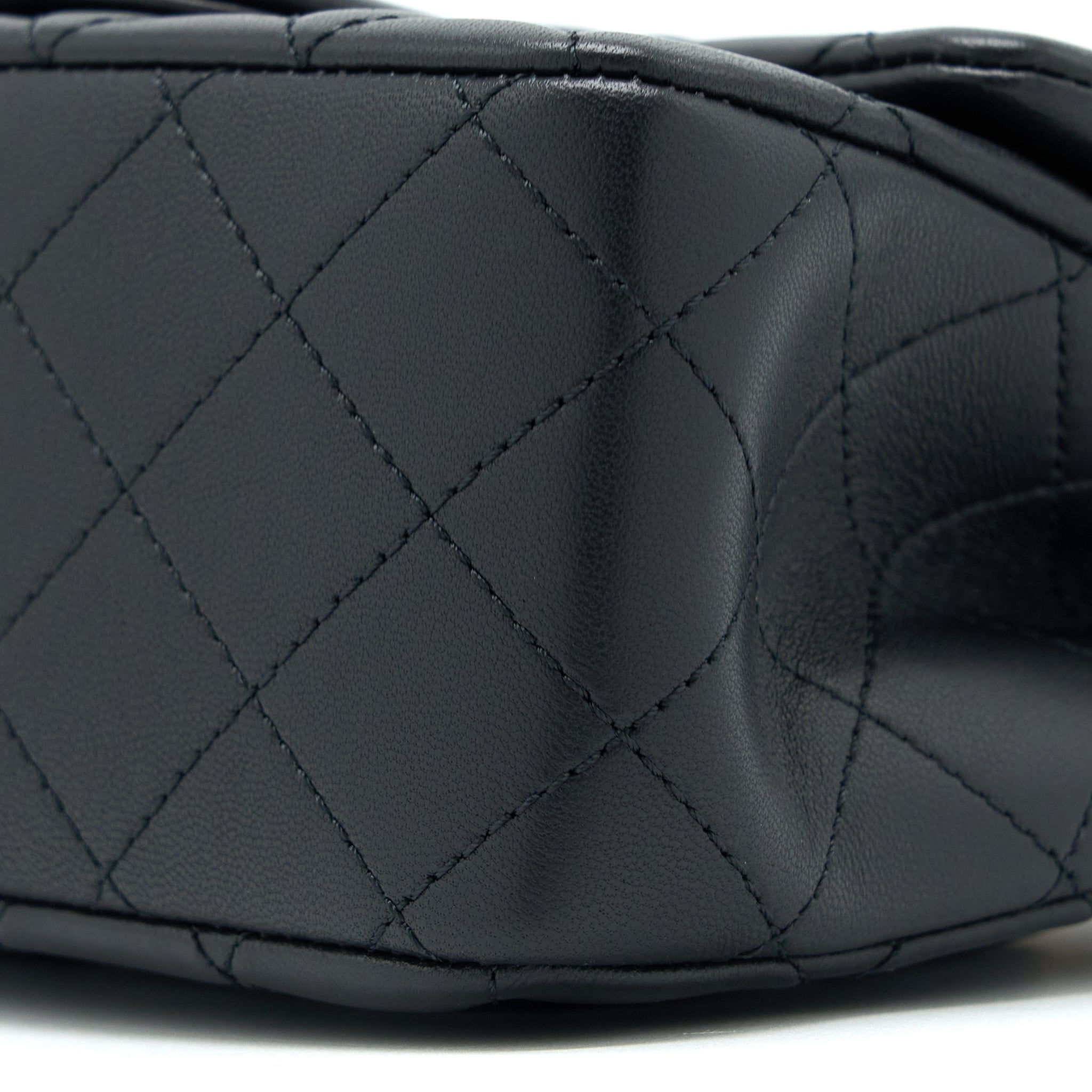 CHANEL 23C PEARL CRUSH MINI SQUARE FLAP BAG LAMBSKIN BLACK LGHW (MICROCHIP)