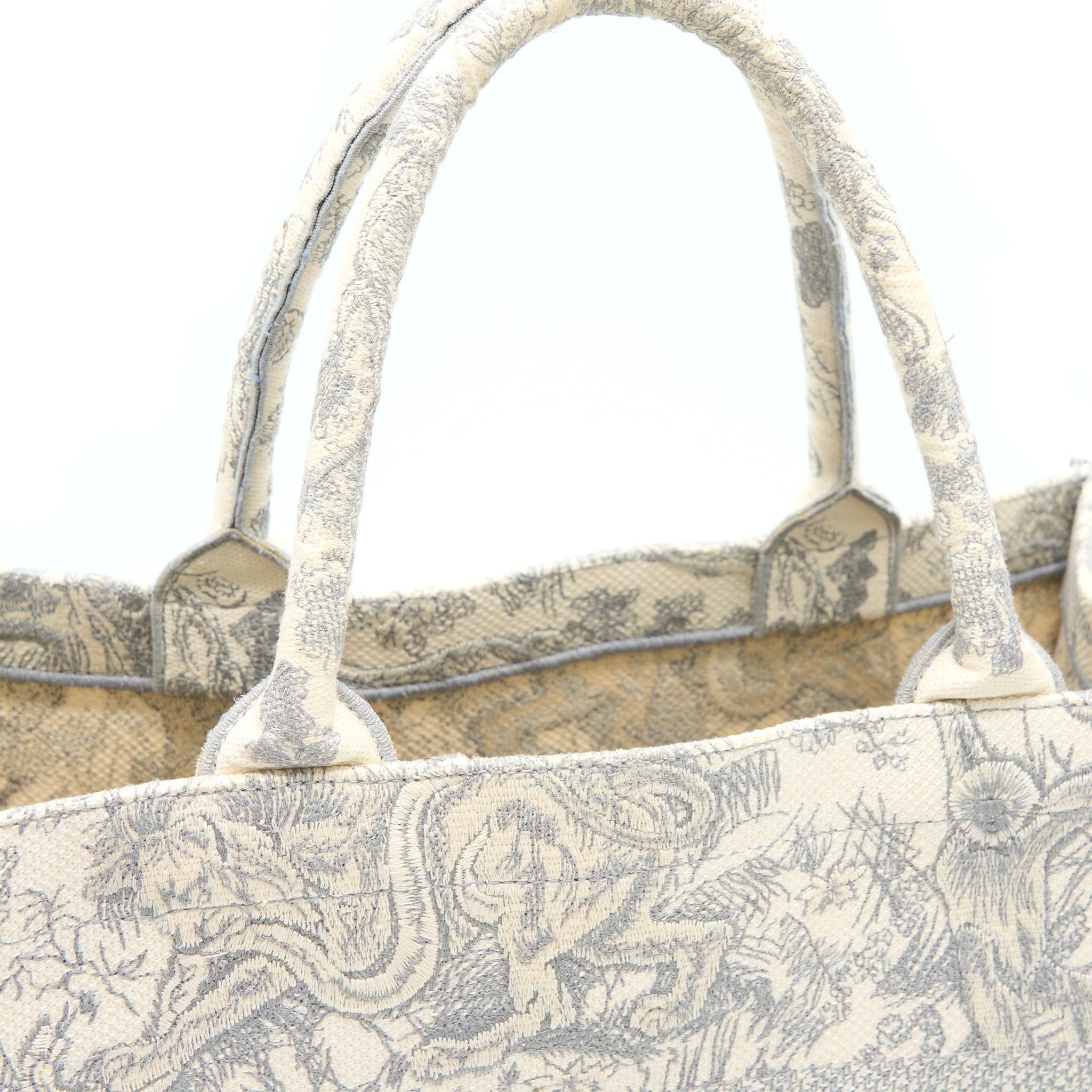 DIOR MEDIUM DIOR BOOK TOTE GREY TOILE DE JOUY EMBROIDERY