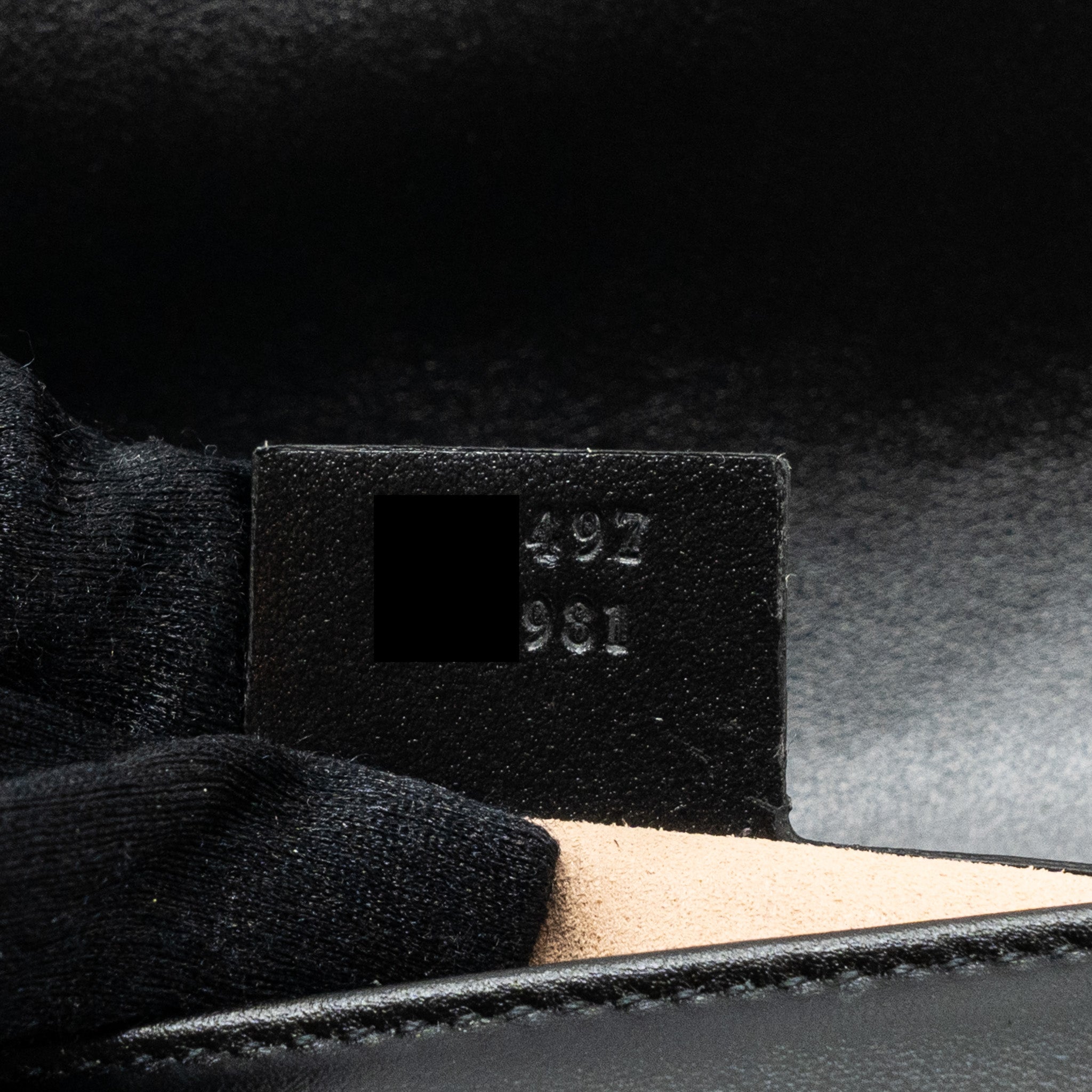 GUCCI SMALL MARMONT BAG CALFSKIN BLACK GHW