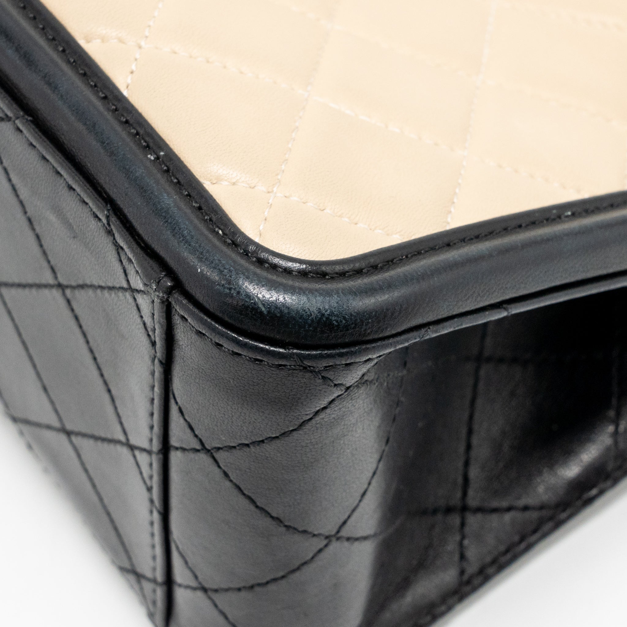 CHANEL ELEGANT CC TOTE QUILTED LAMBSKIN BEIGE/BLACK GHW
