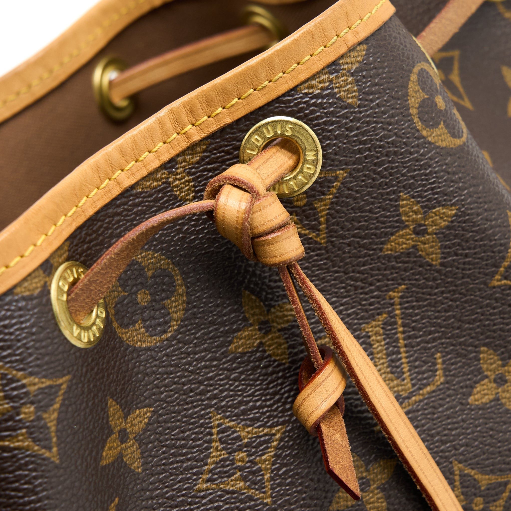 LOUIS VUITTON NEO NOE BB MONOGRAM CANVAS GHW
