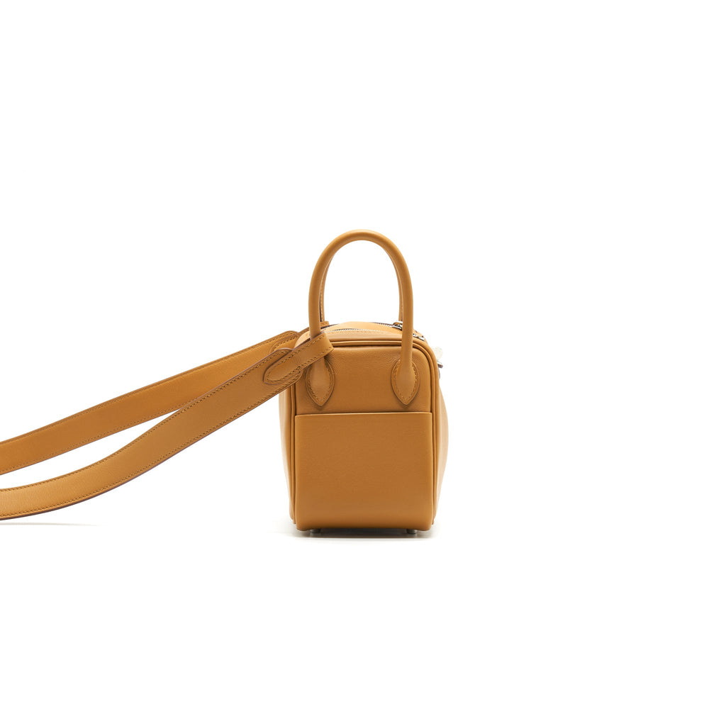 HERMES MINI LINDY SWIFT LEATHER SESAME WITH SHW