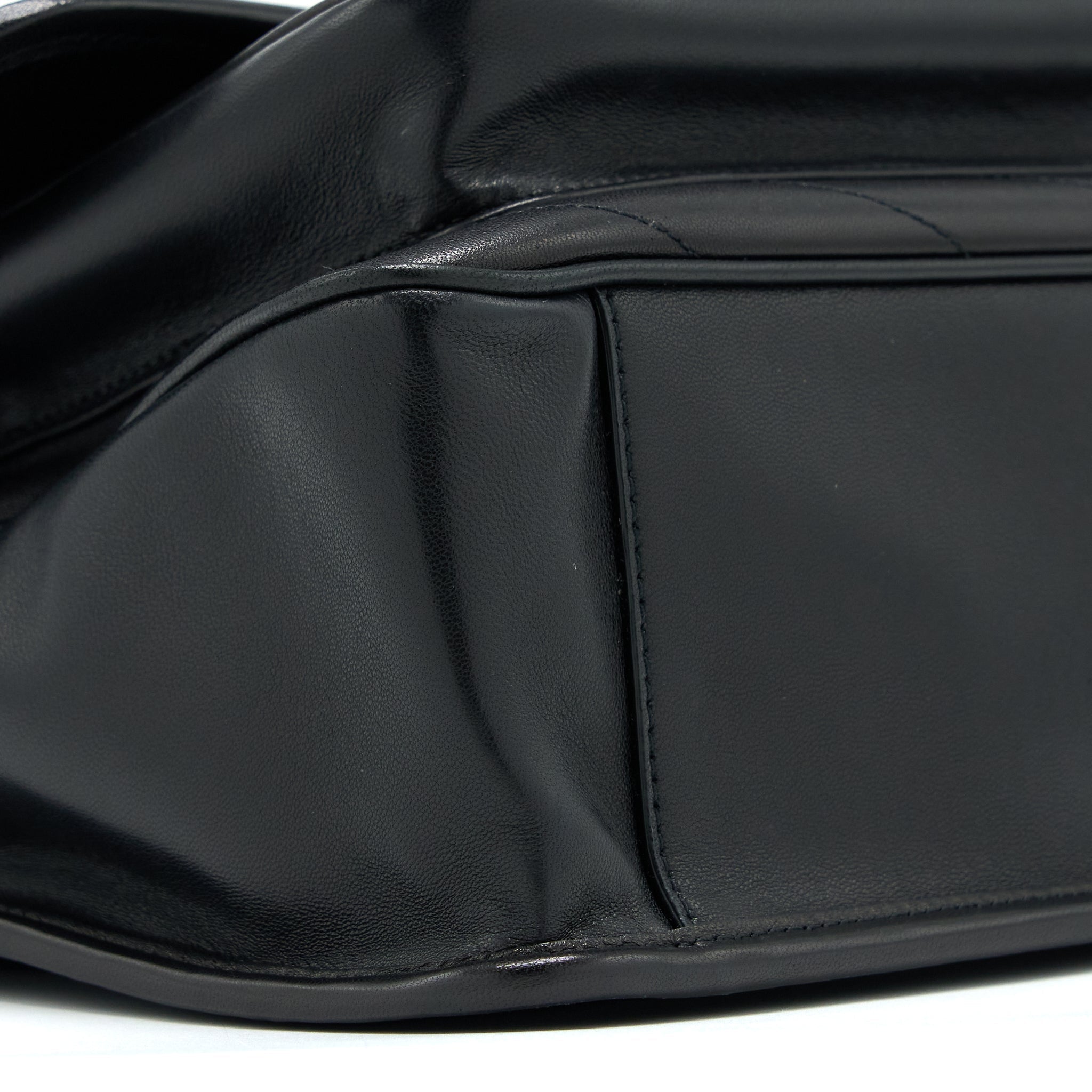 SAINT LAURENT MEDIUM NIKI BAG LAMBSKIN BLACK GHW