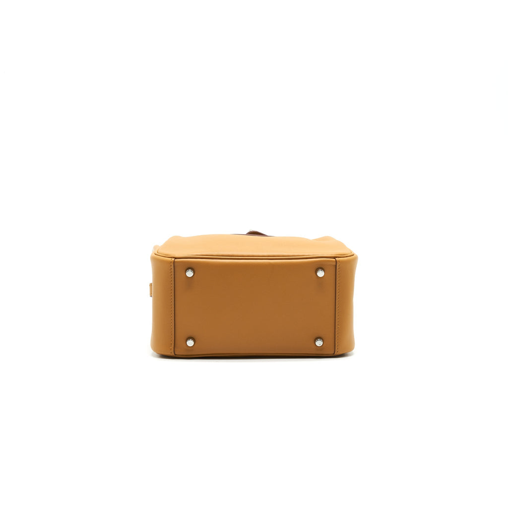 HERMES MINI LINDY SWIFT LEATHER SESAME WITH SHW