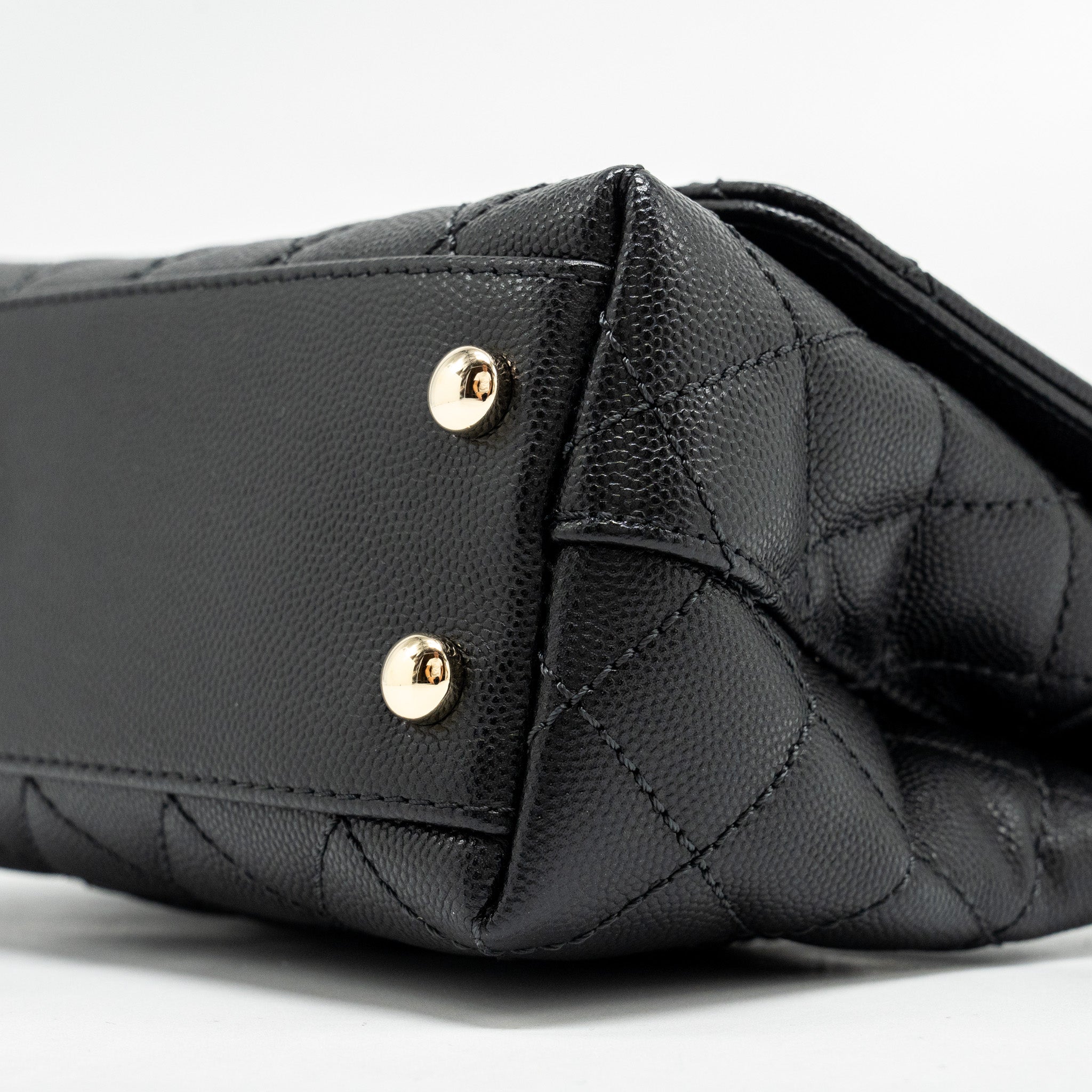 CHANEL MINI COCOHANDLE CAVIAR BLACK LGHW (MICROCHIP)