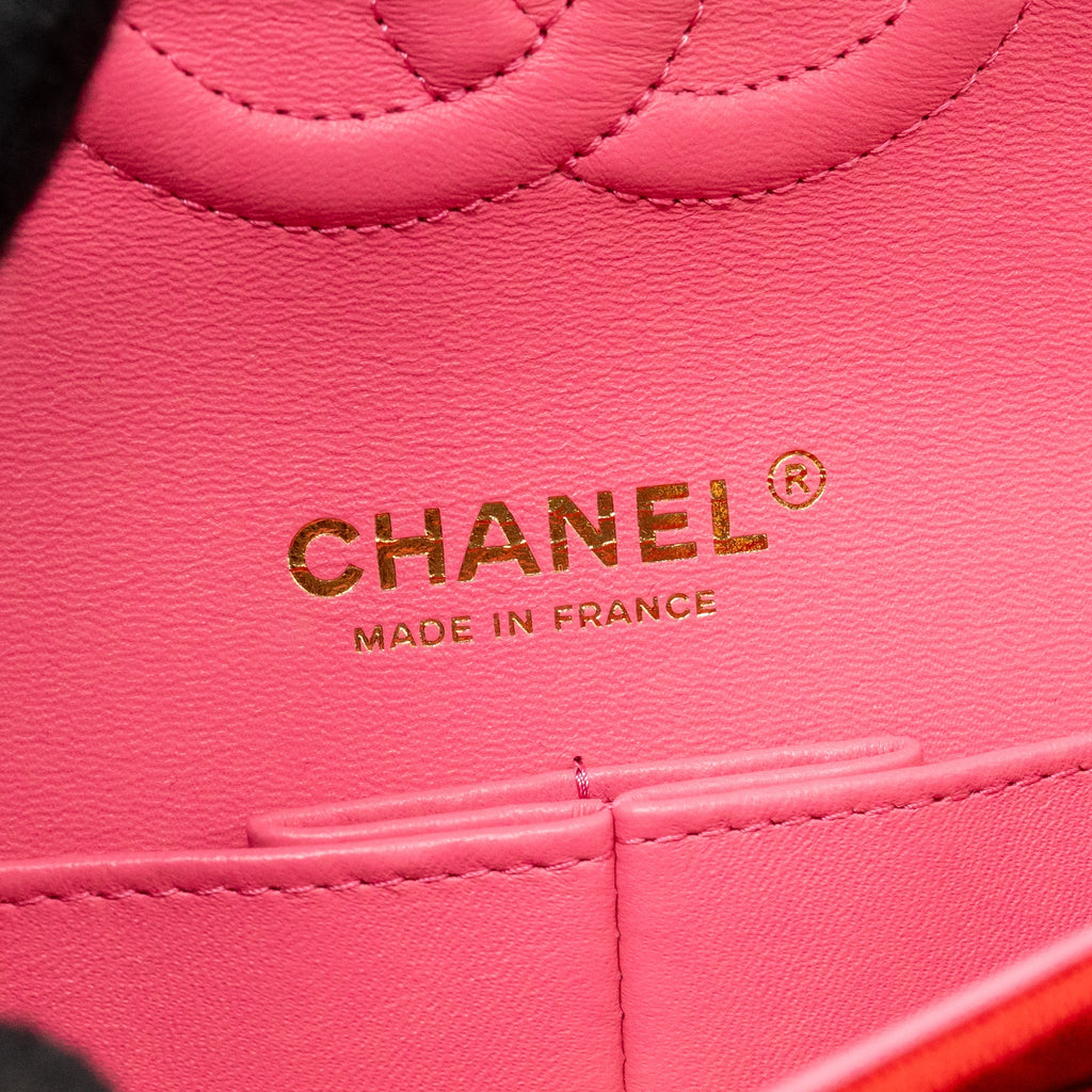 CHANEL MEDIUM CLASSIC DOUBLE FLAP BAG FABRIC RED /PINK LGHW (MICROCHIP)